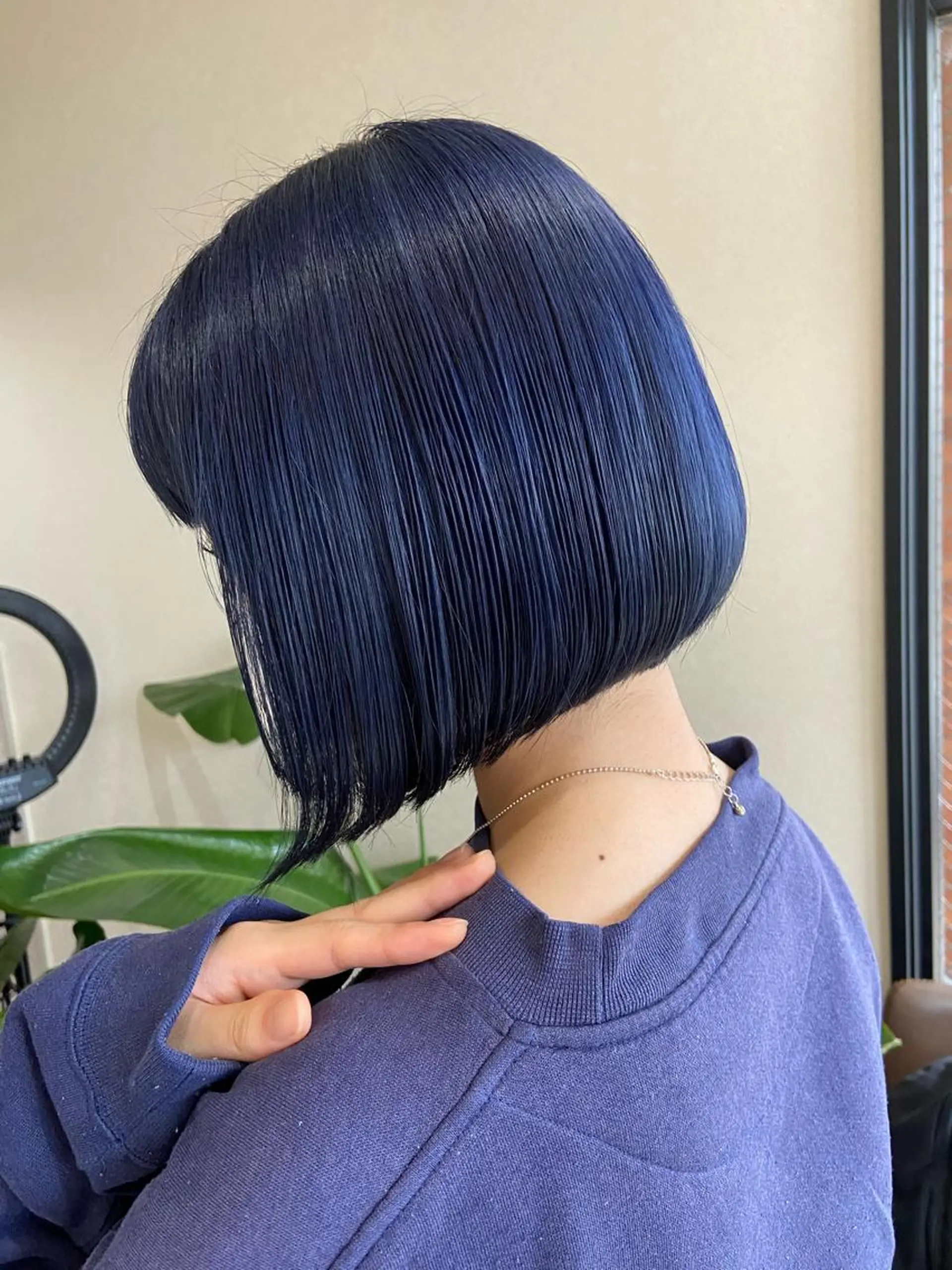 ミディアム カラー ネイビーカラー 柳沼 沙季奈のヘアスタイル