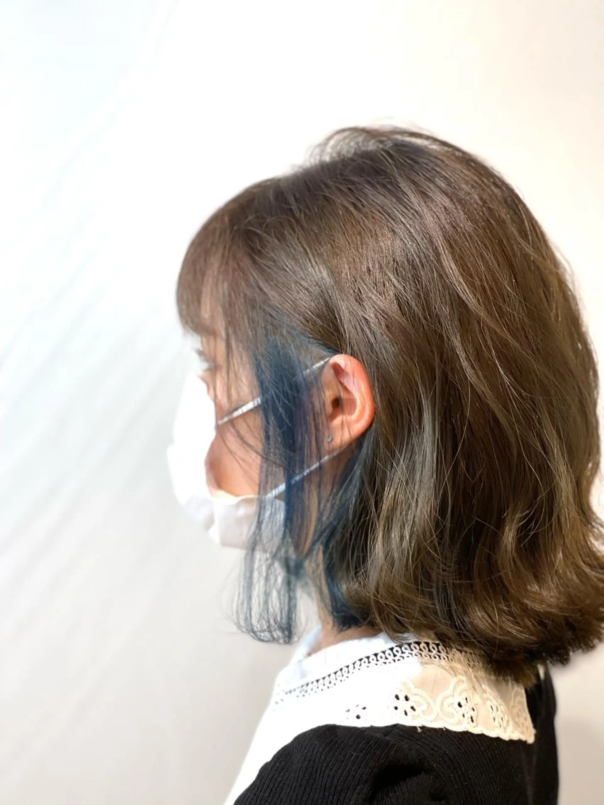 ミディアム カラー ブルーカラー インナーカラー カット ヘアカラー トリートメント 髪質改善縮毛矯正 💎TOMOのヘアスタイル