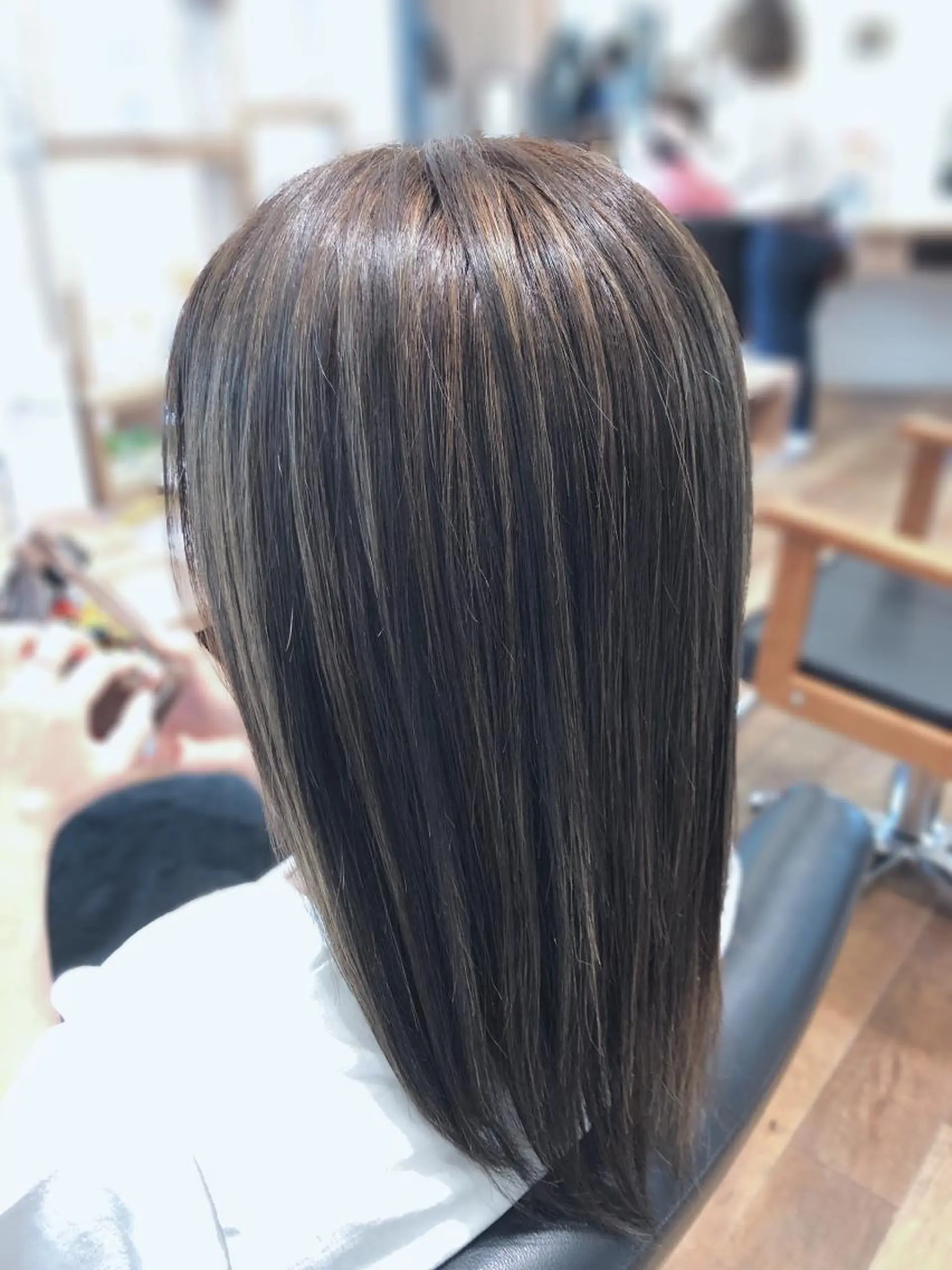 セミロング しょうへいの店四郎丸店所属・大川 優佳のヘアスタイル