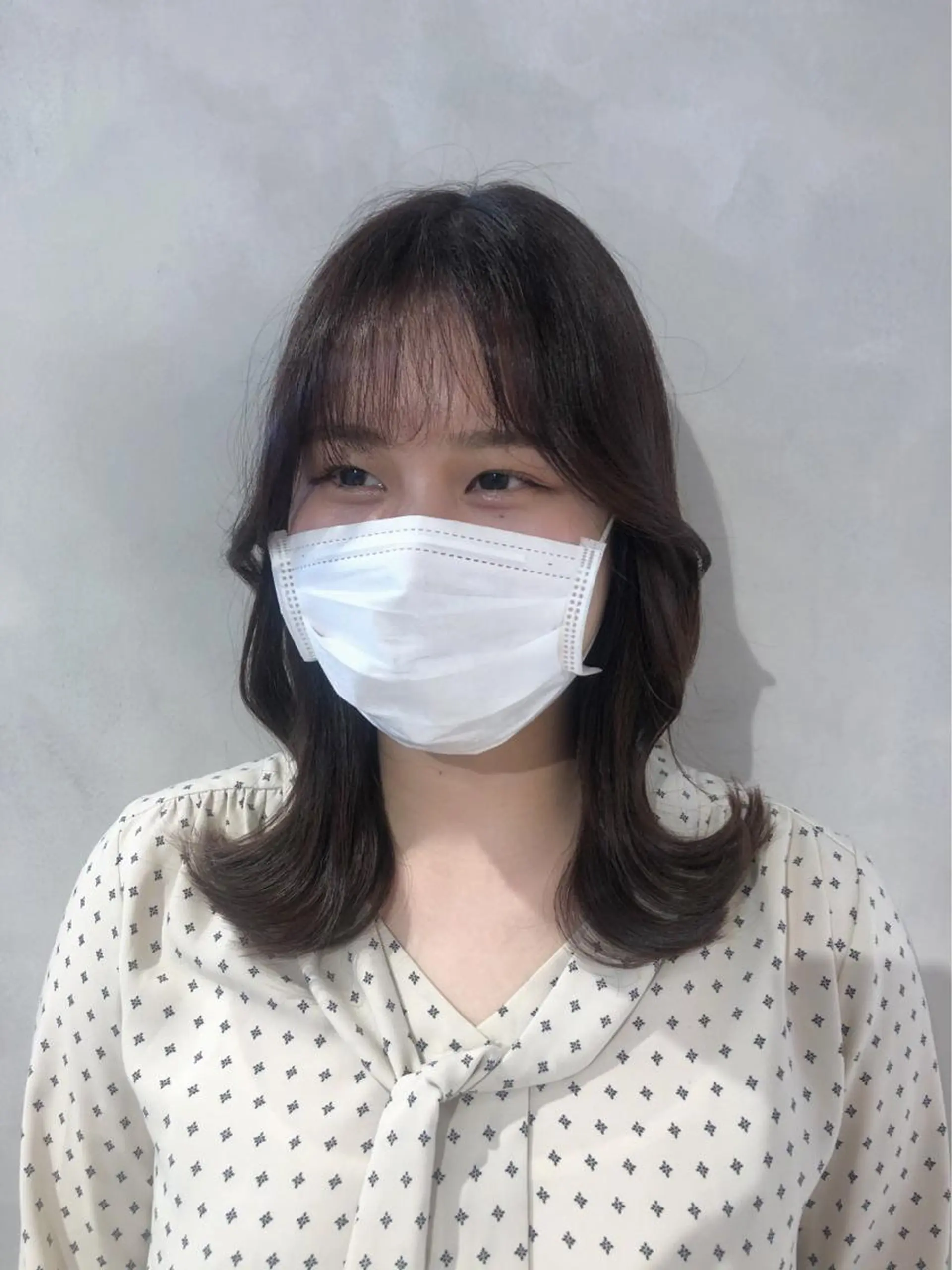 ミディアム 韓国風ヘア レイヤーカット ❤︎︎韓国ヘア❤︎︎ 𝑺𝒉𝒊𝒉𝒐のヘアスタイル