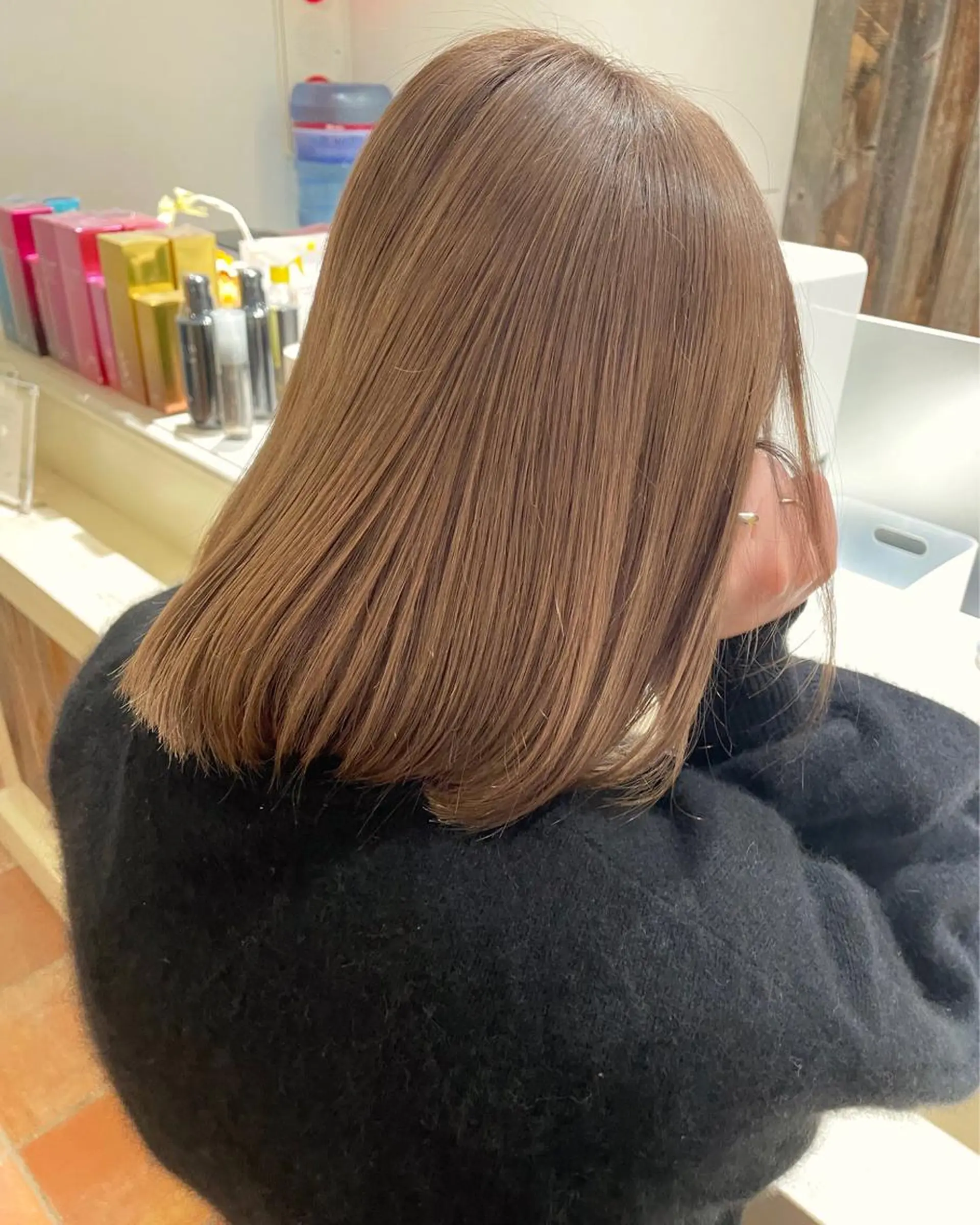 ショート カラー ベージュカラー ブリーチ ミルクティーベージュ ヘアカラー トリートメント ボブ/レイヤー/ケア パーマ/リュウタのヘアスタイル