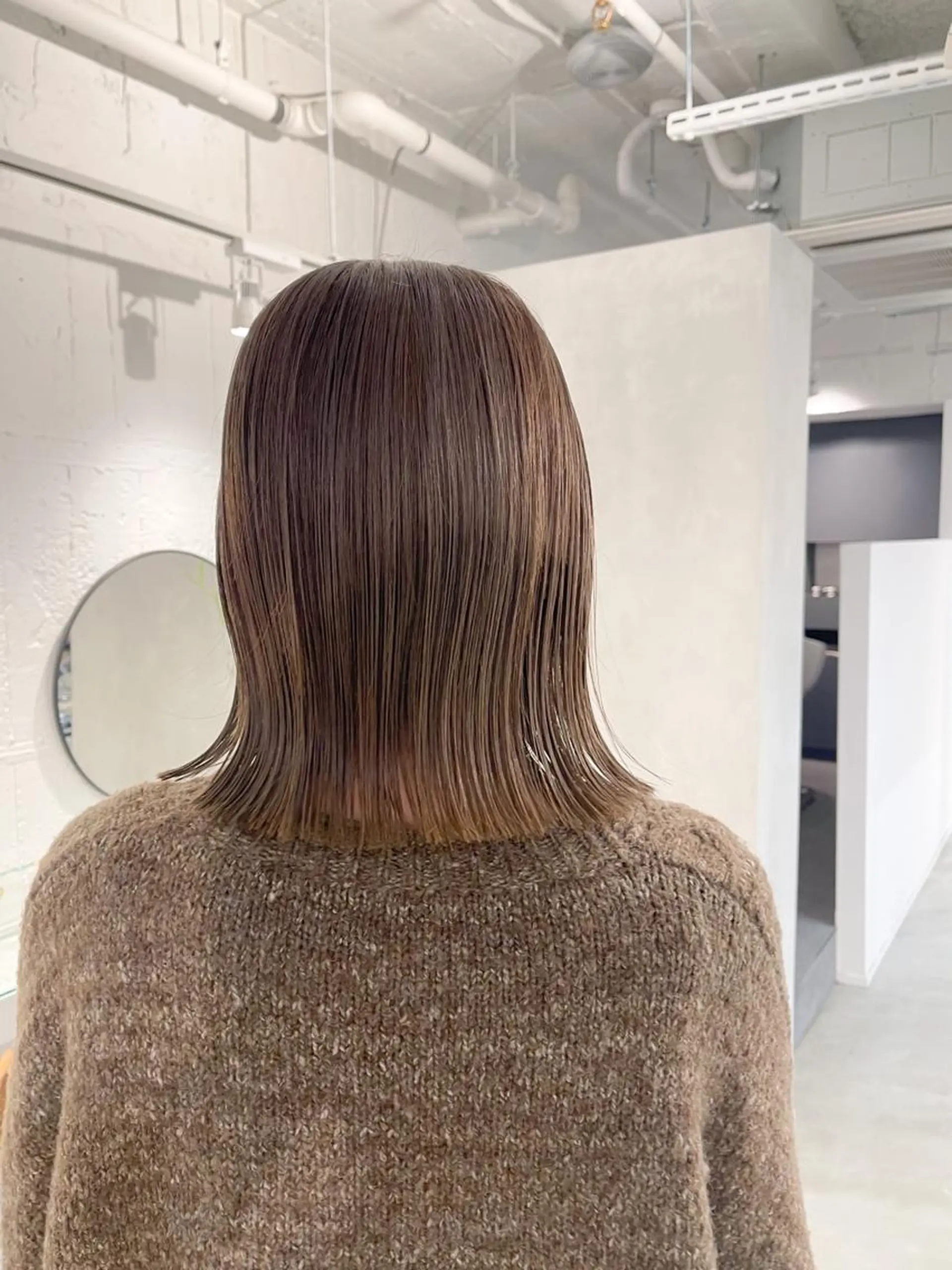 ミディアム カラー ボブ 外ハネヘア カット ヘアカラー トリートメント 川本 裕🌿のヘアスタイル