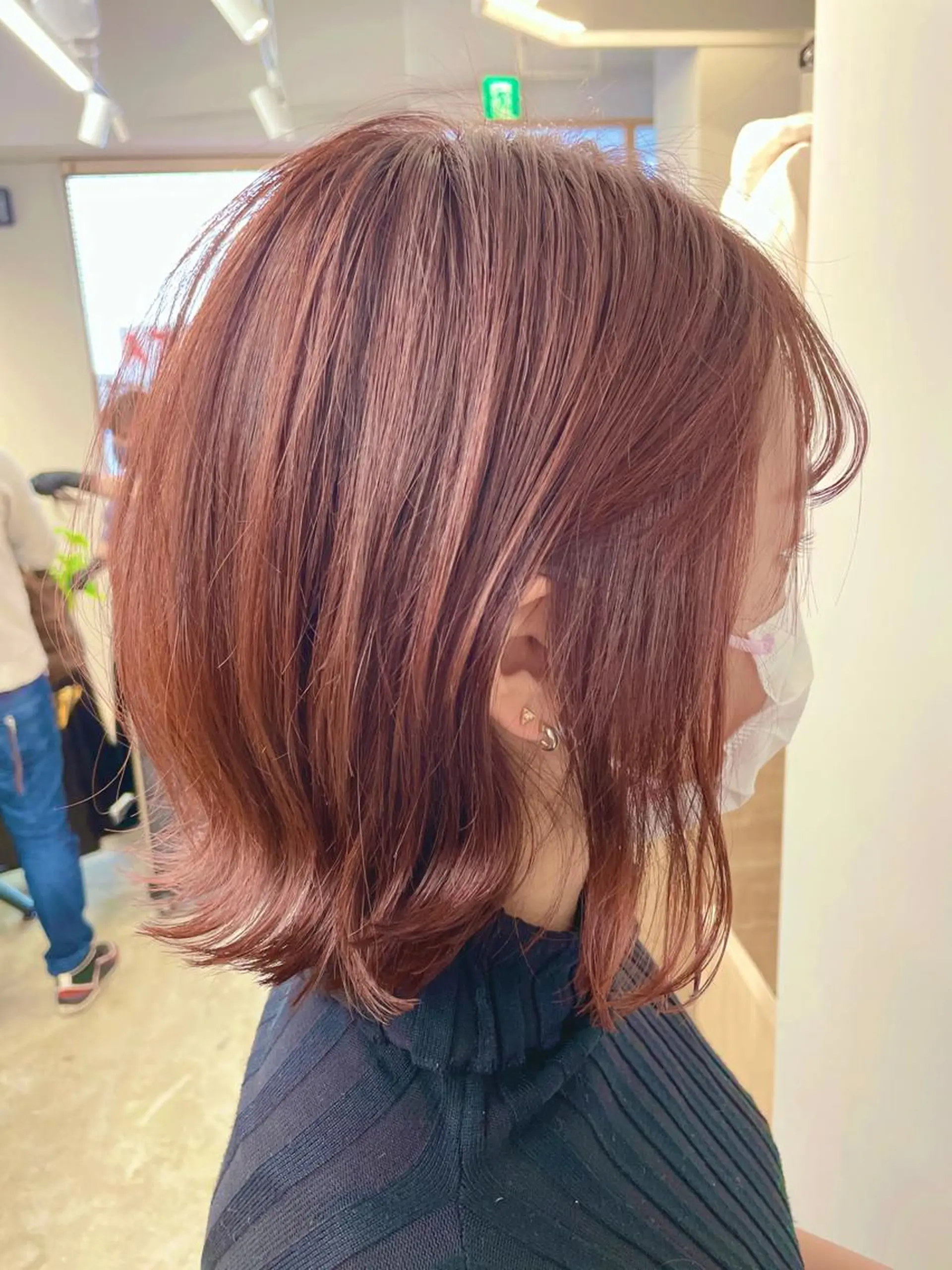 ショート SAEKI【ior 】北千住店ブリーチのヘアスタイル