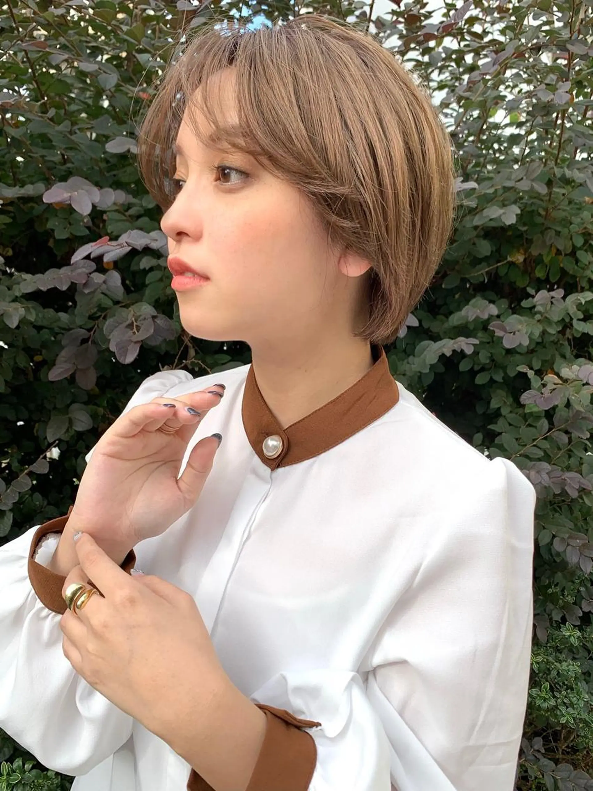 ショート カラー ベージュカラー ブリーチ グラデーションカラー ハイトーンカラー 大西 真人🪴のヘアスタイル