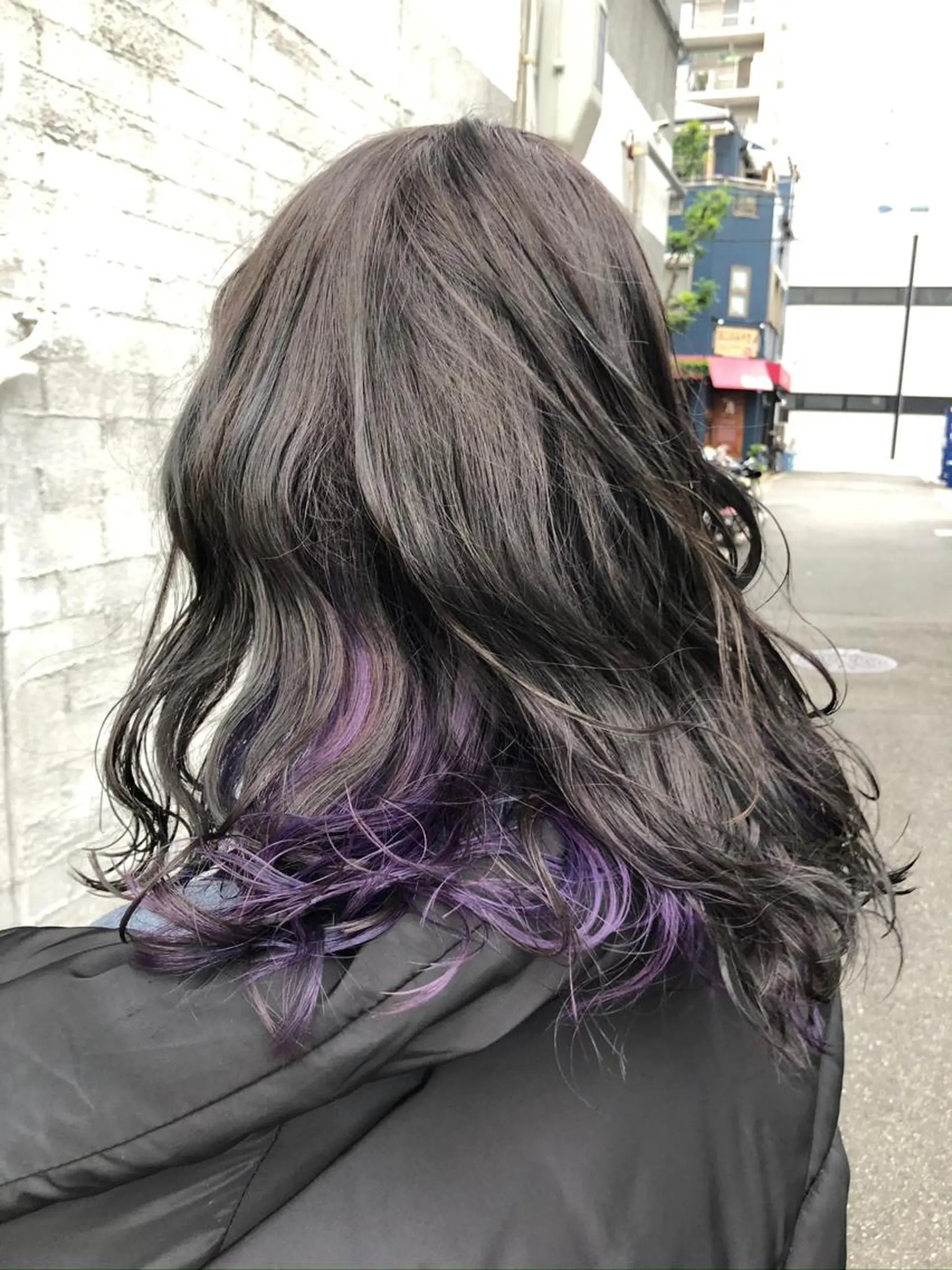 セミロング ブリーチ毛矯正.髪質 改善.髪にドラマをのヘアスタイル