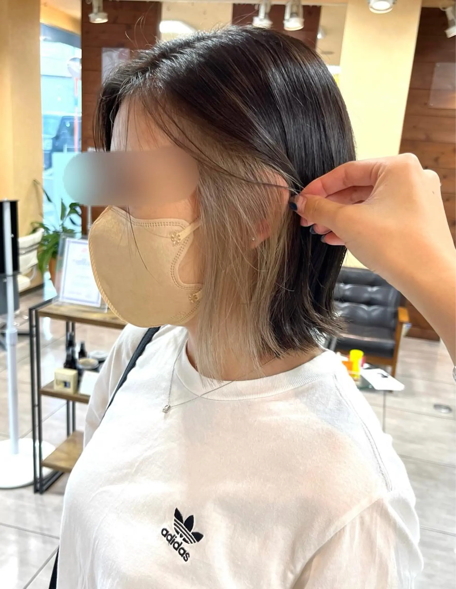 ショート カラー ヘアアレンジ インナー×縮毛矯正 ピンクカラー澤井里菜のヘアスタイル