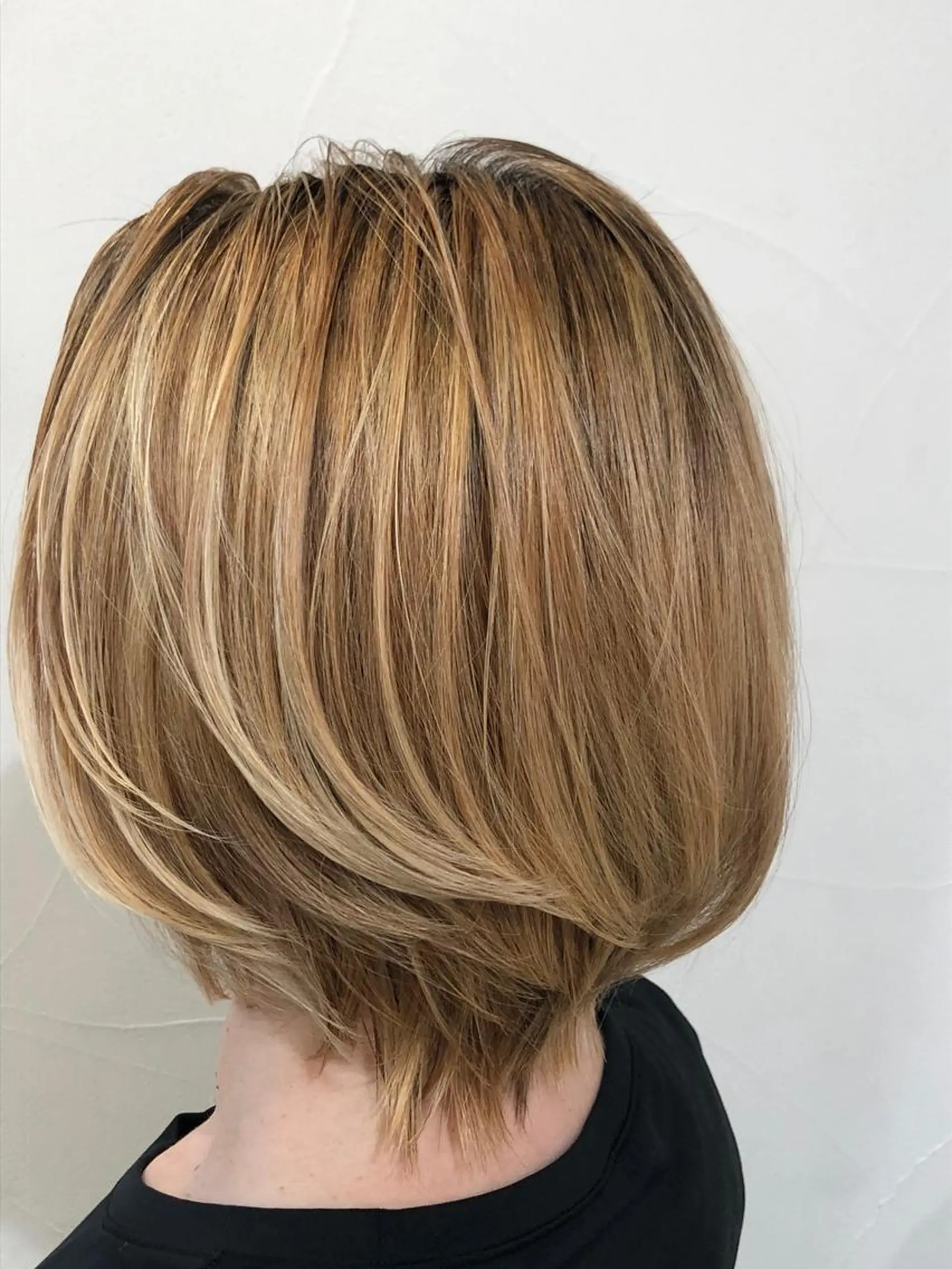 カラー 下池 紗加のヘアスタイル