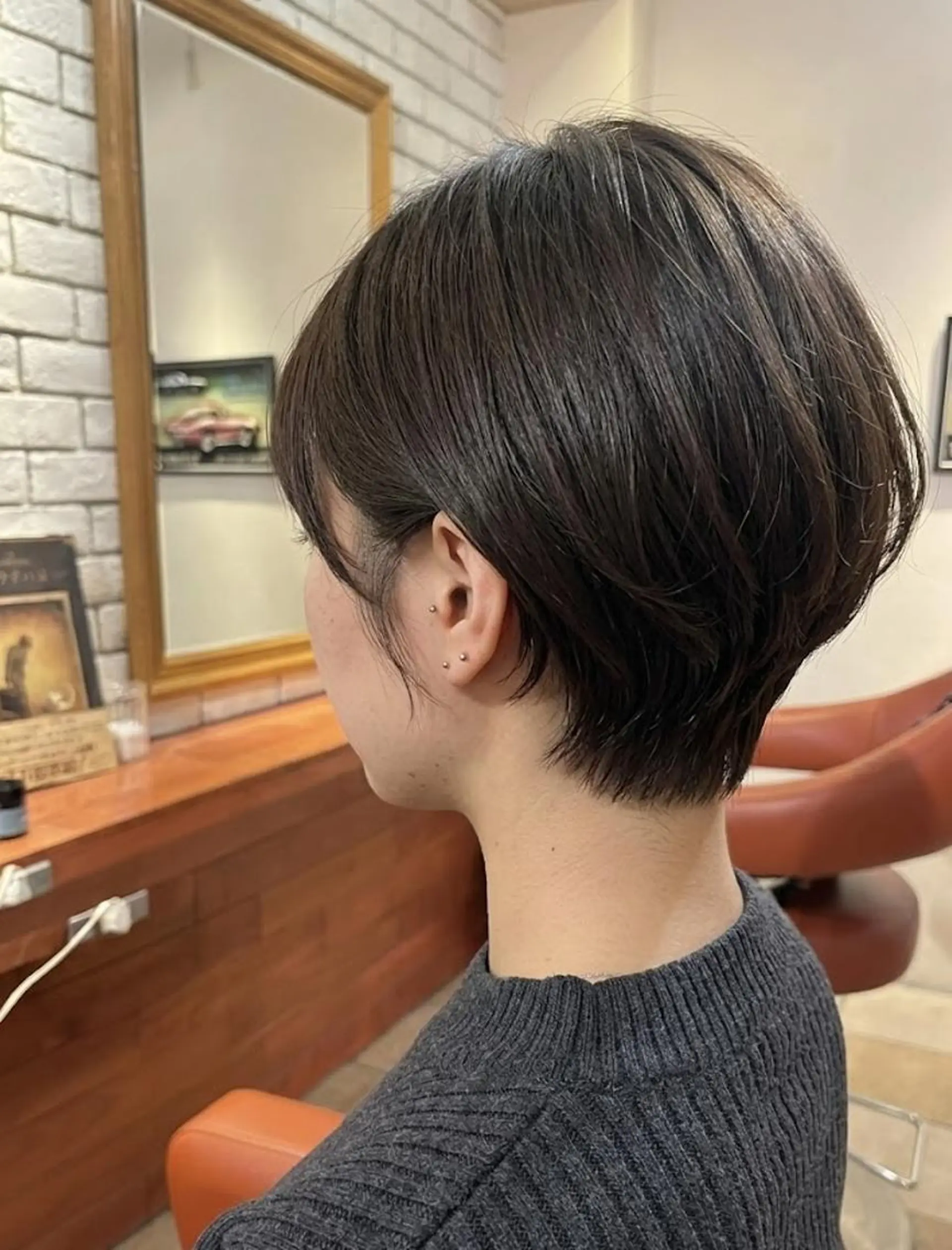 ショート アッシュ アッシュブラウン ショートヘア カット トリートメント ヘッドスパ flencia 丸 和博｜カットのヘアスタイル