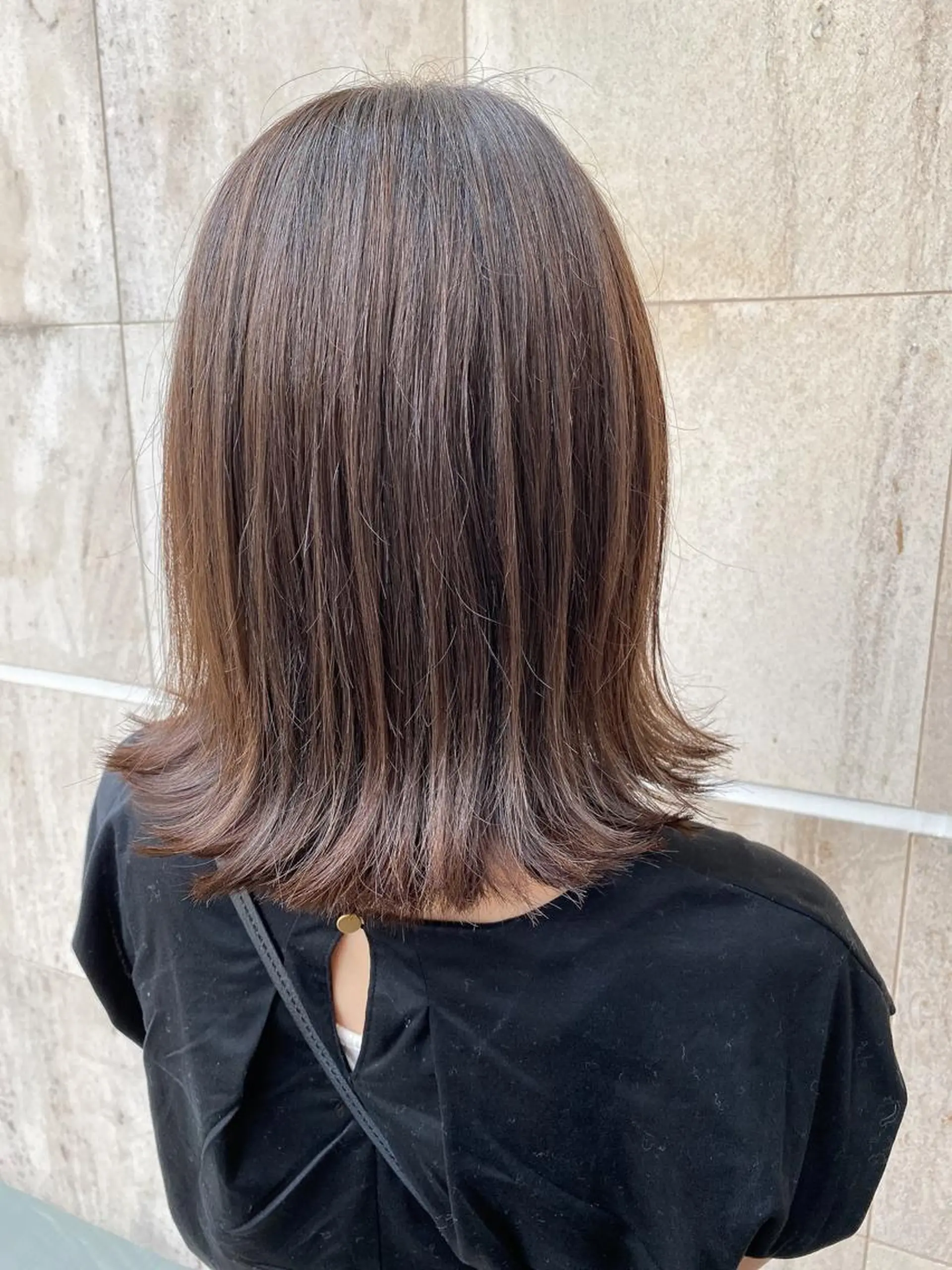 ミディアム カラー ベージュカラー オリーブベージュ ブリーチなし✨艶髪 カラー𓃲YAGIのヘアスタイル