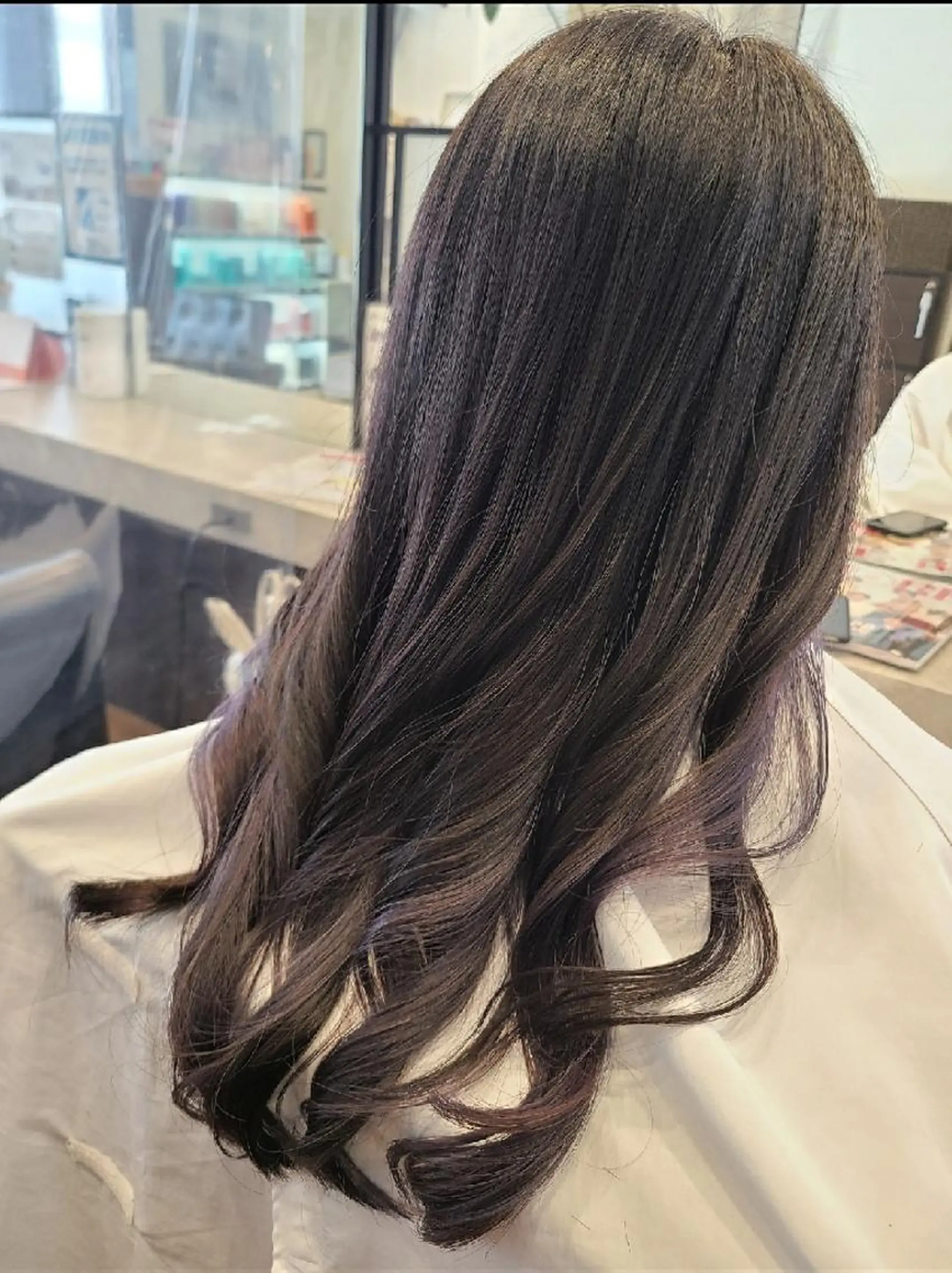ロング カラー アッシュ インナーカラー ラベンダーカラー ラベンダーアッシュ カット ヘアカラー トリートメント 関口 友菜のヘアスタイル
