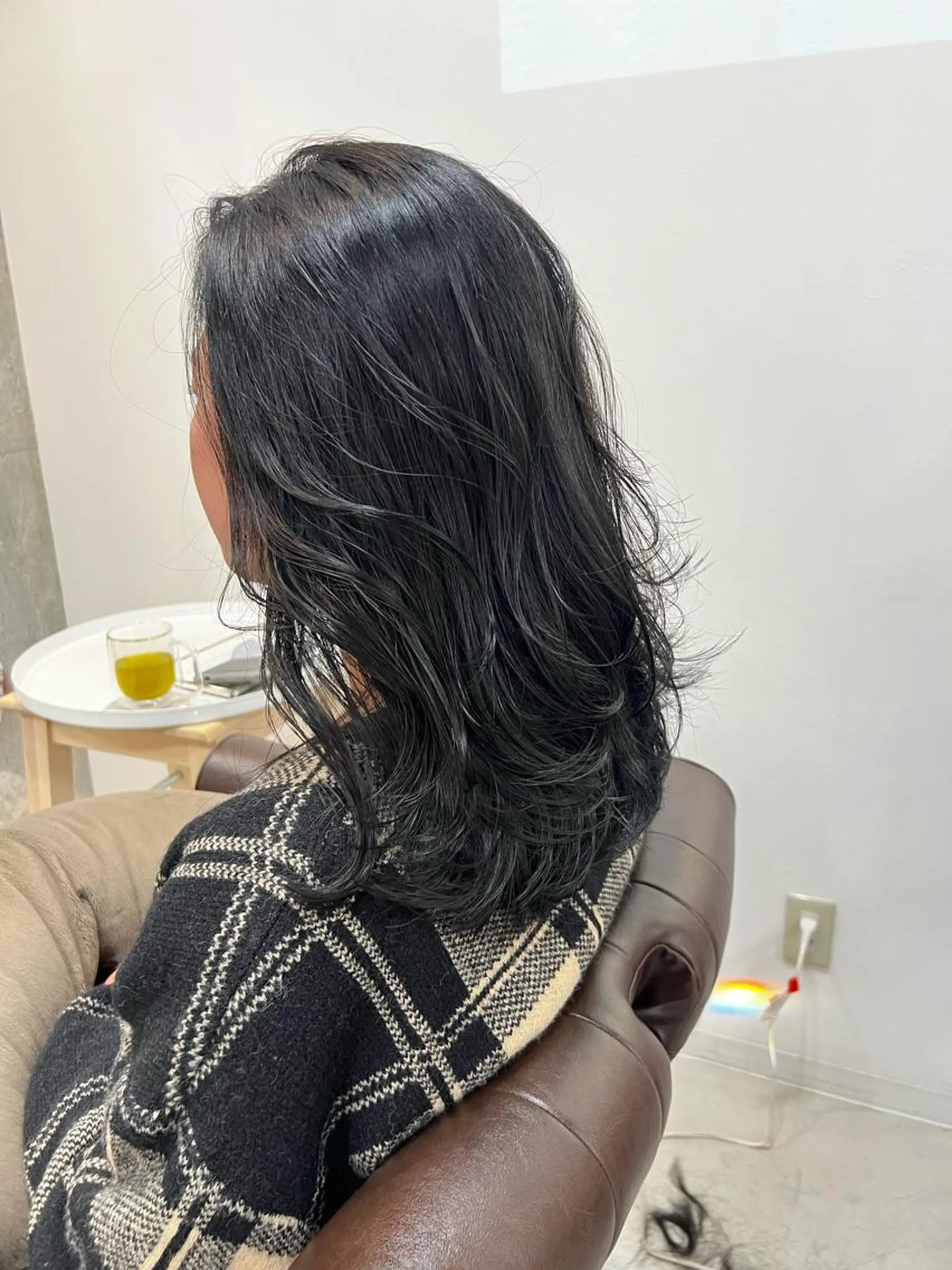 ミディアム カット ヘアカラー トリートメント 椎葉 みはるのヘアスタイル