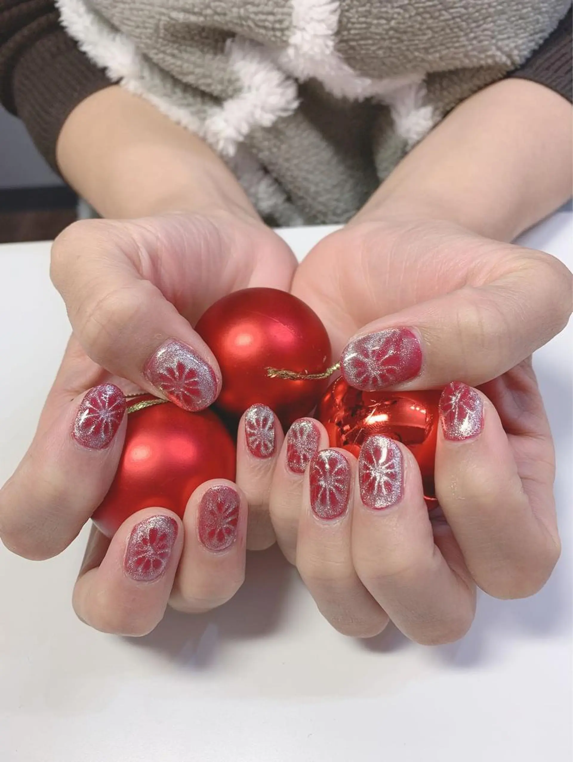 ネイル マグネットネイル Emmi salonのネイルデザイン