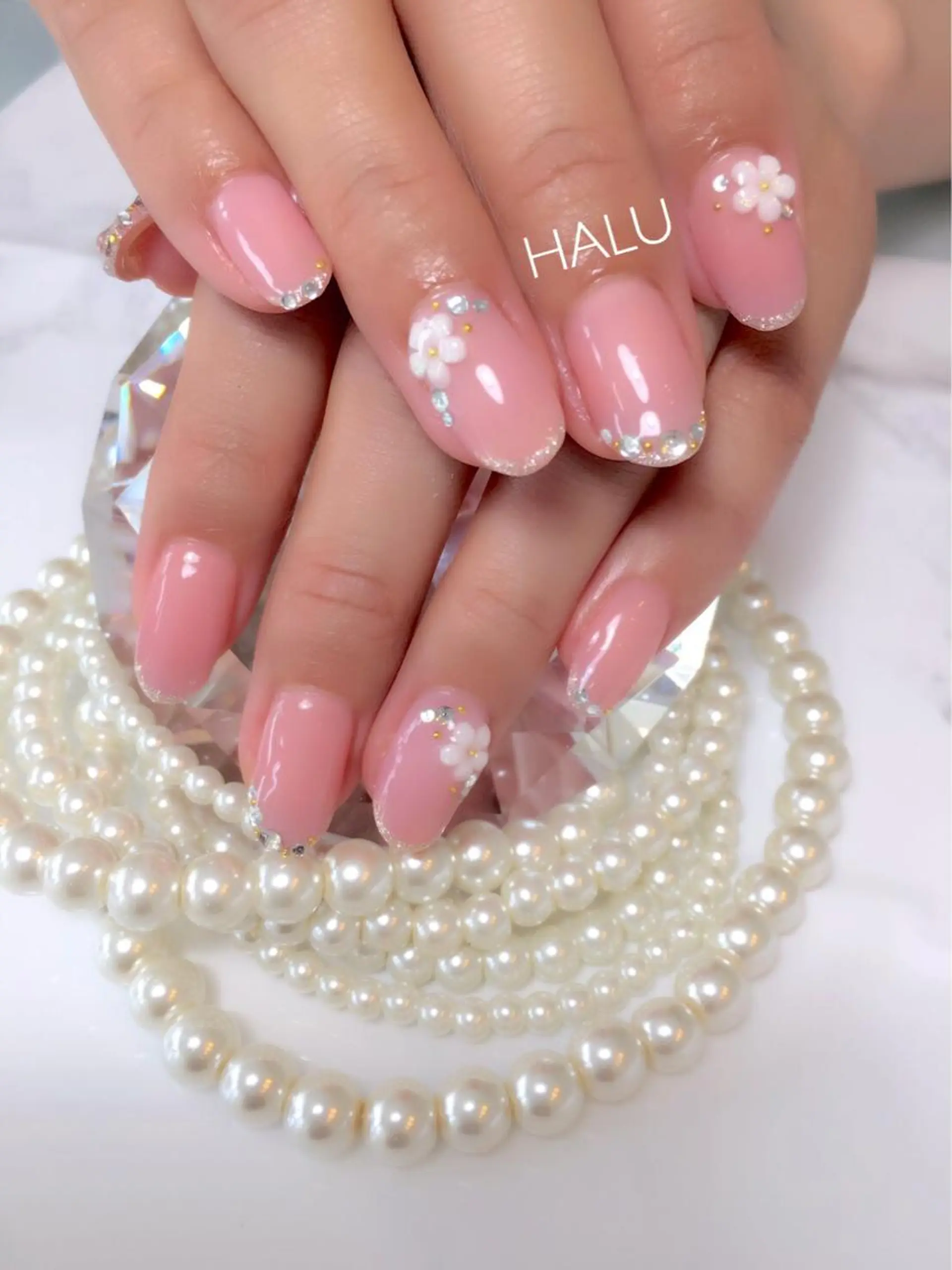 ネイル アートネイル ガーリー キラキラネイル ピンク HALU ハルのネイルデザイン