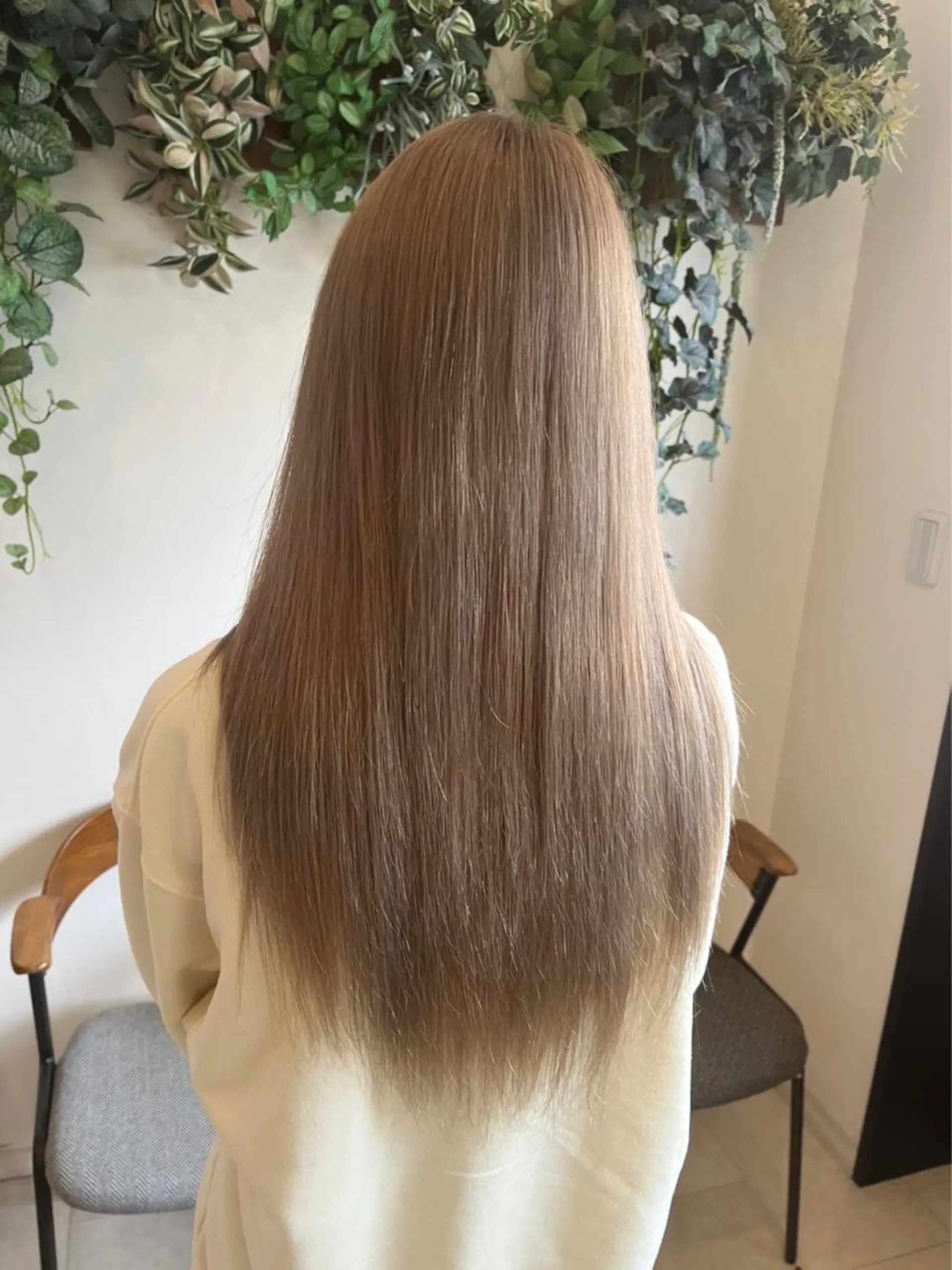 ロング カラー ヘアカラー ハイトーンカラー 坂本 翼のヘアスタイル