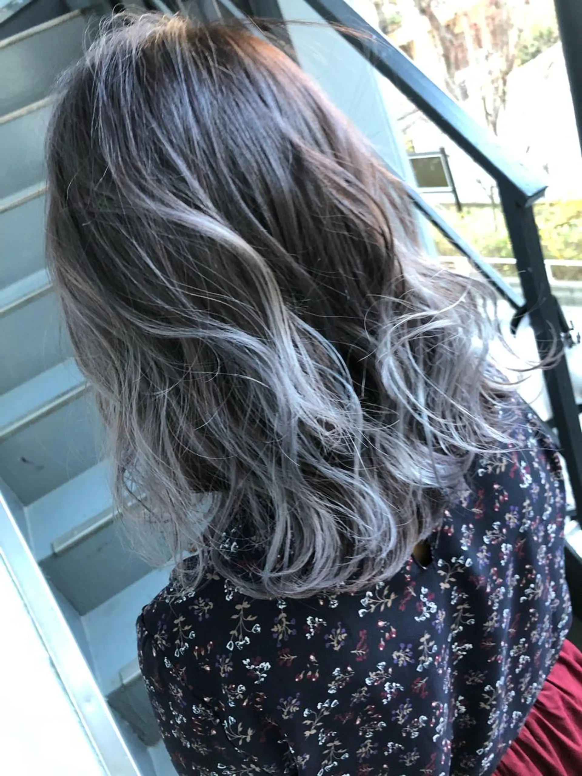 ミディアム カラー グレージュ ヘアカラー PSY(サイ)池袋 金田尚久🎨のヘアスタイル