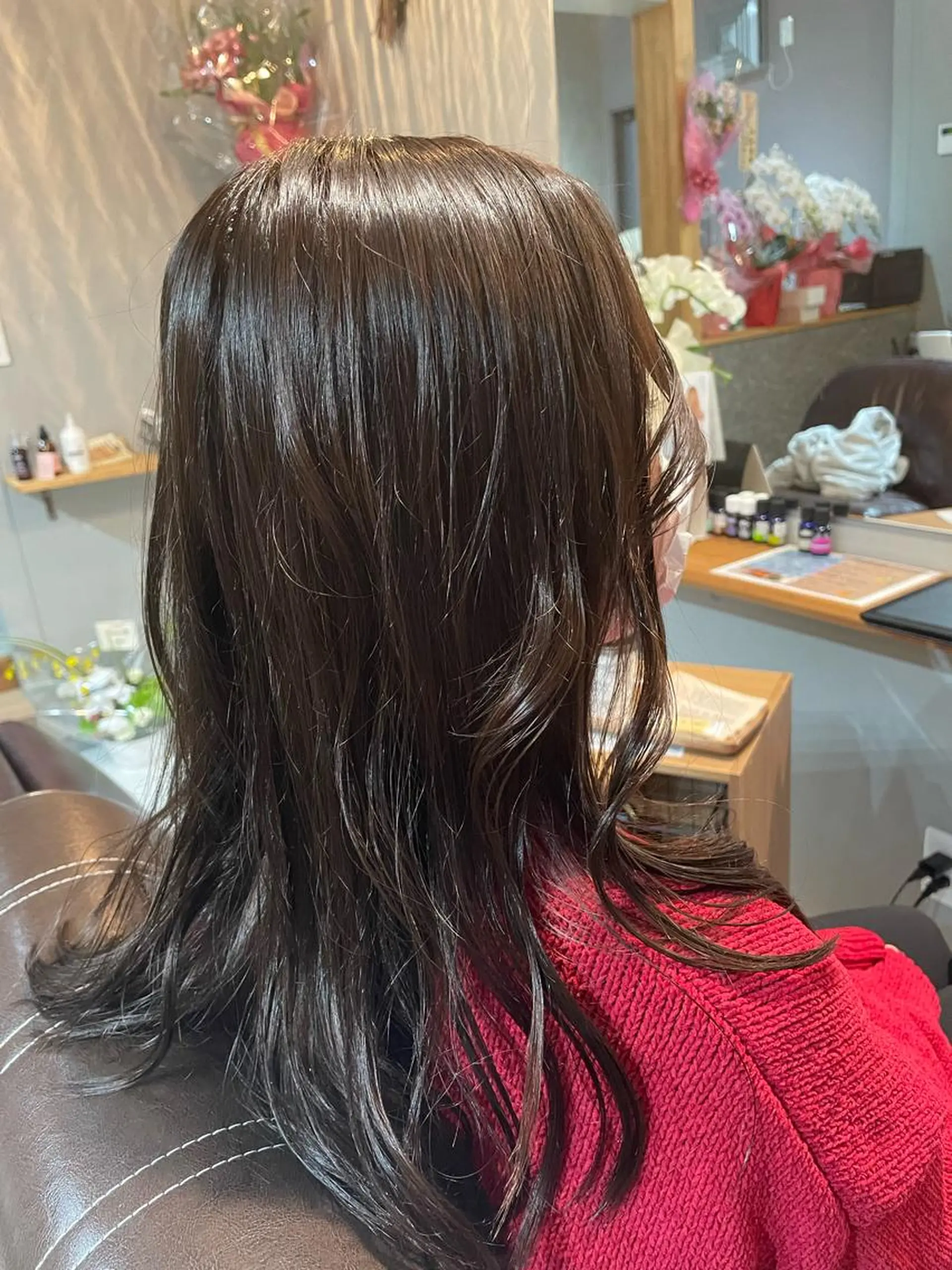 セミロング 阪本 亜由美のヘアスタイル