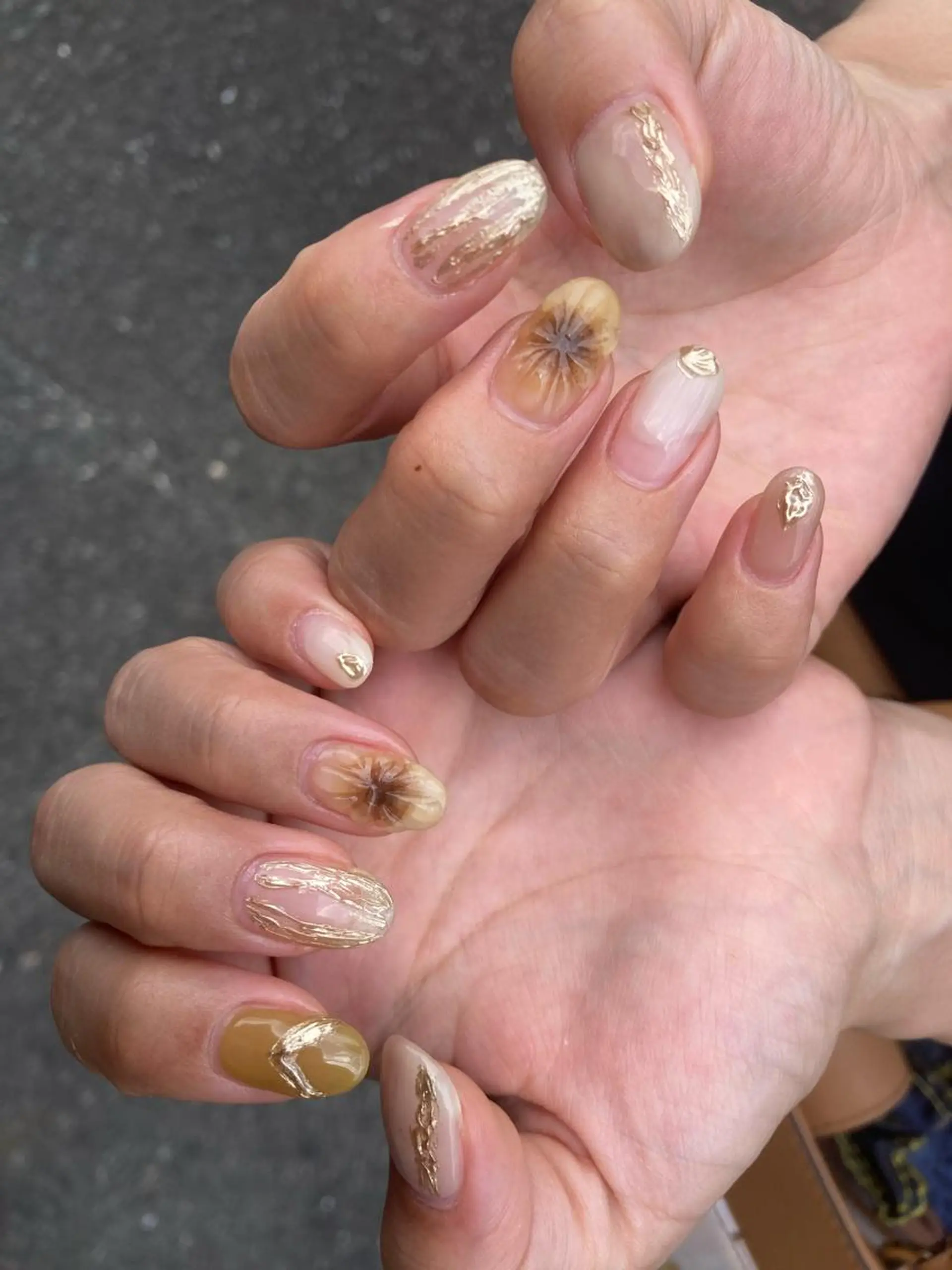 ミディアム ネイル ハンドネイル フットネイル ✴︎ Delightのネイルデザイン