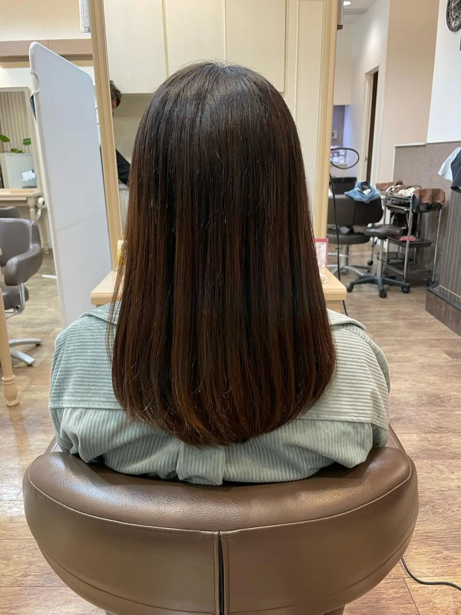 セミロング 町田 あみのヘアスタイル
