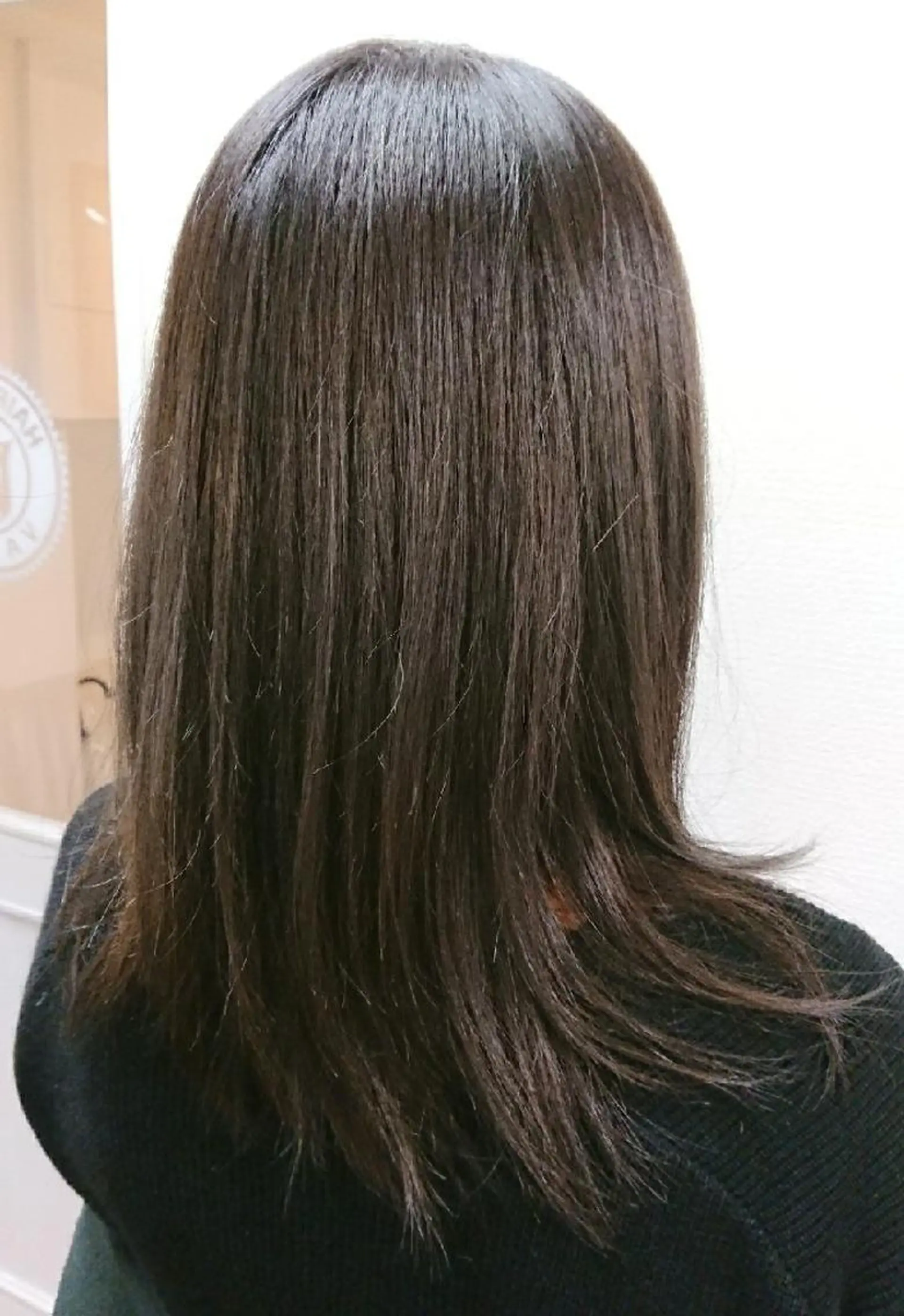 ミディアム カラー アディクシーカラー カット ヘアカラー トリートメント 渡辺 康行のヘアスタイル