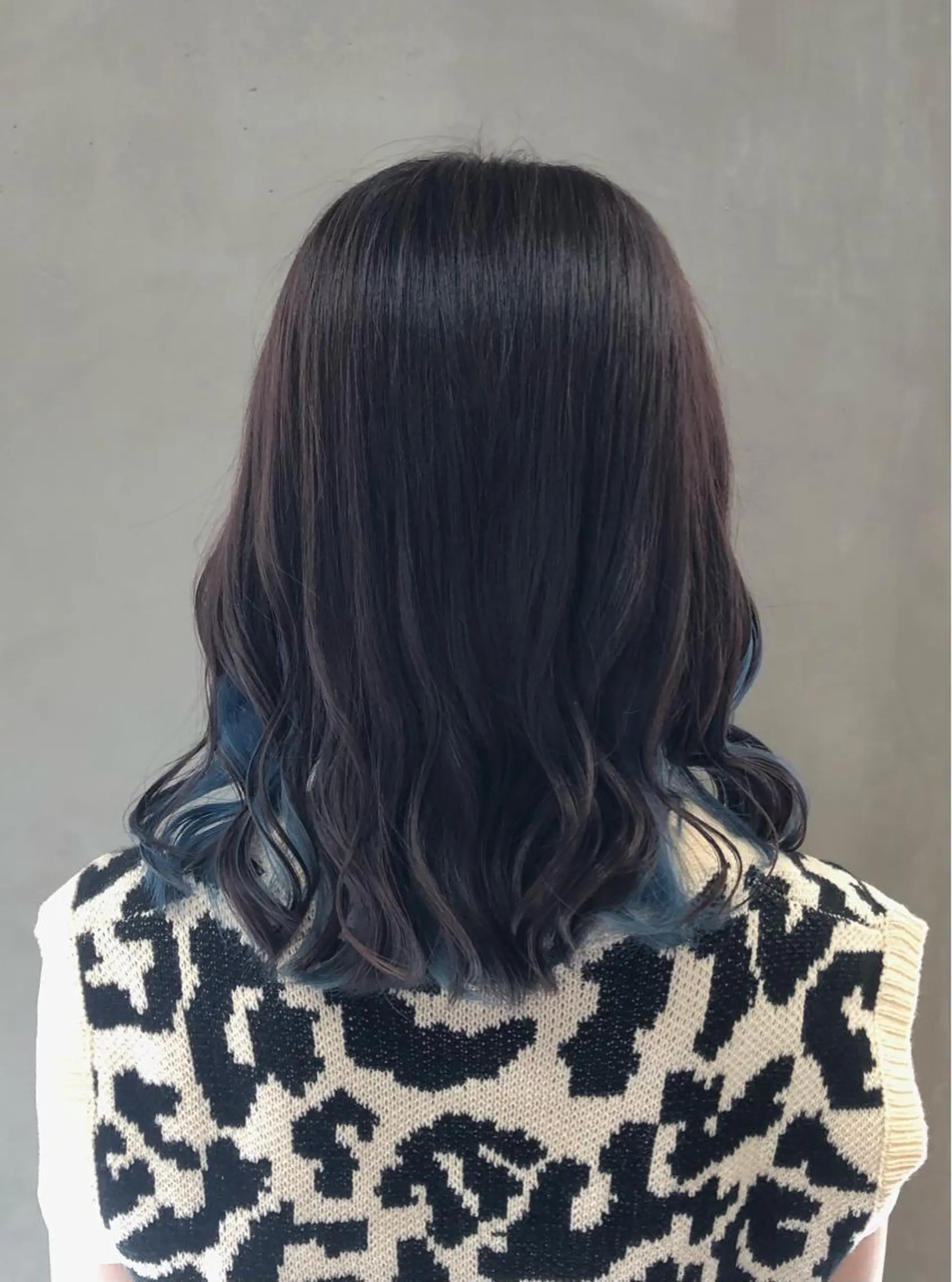 ミディアム カラー ヘアアレンジ ブルーカラー ショートヘア原宿 fifth コシのヘアスタイル