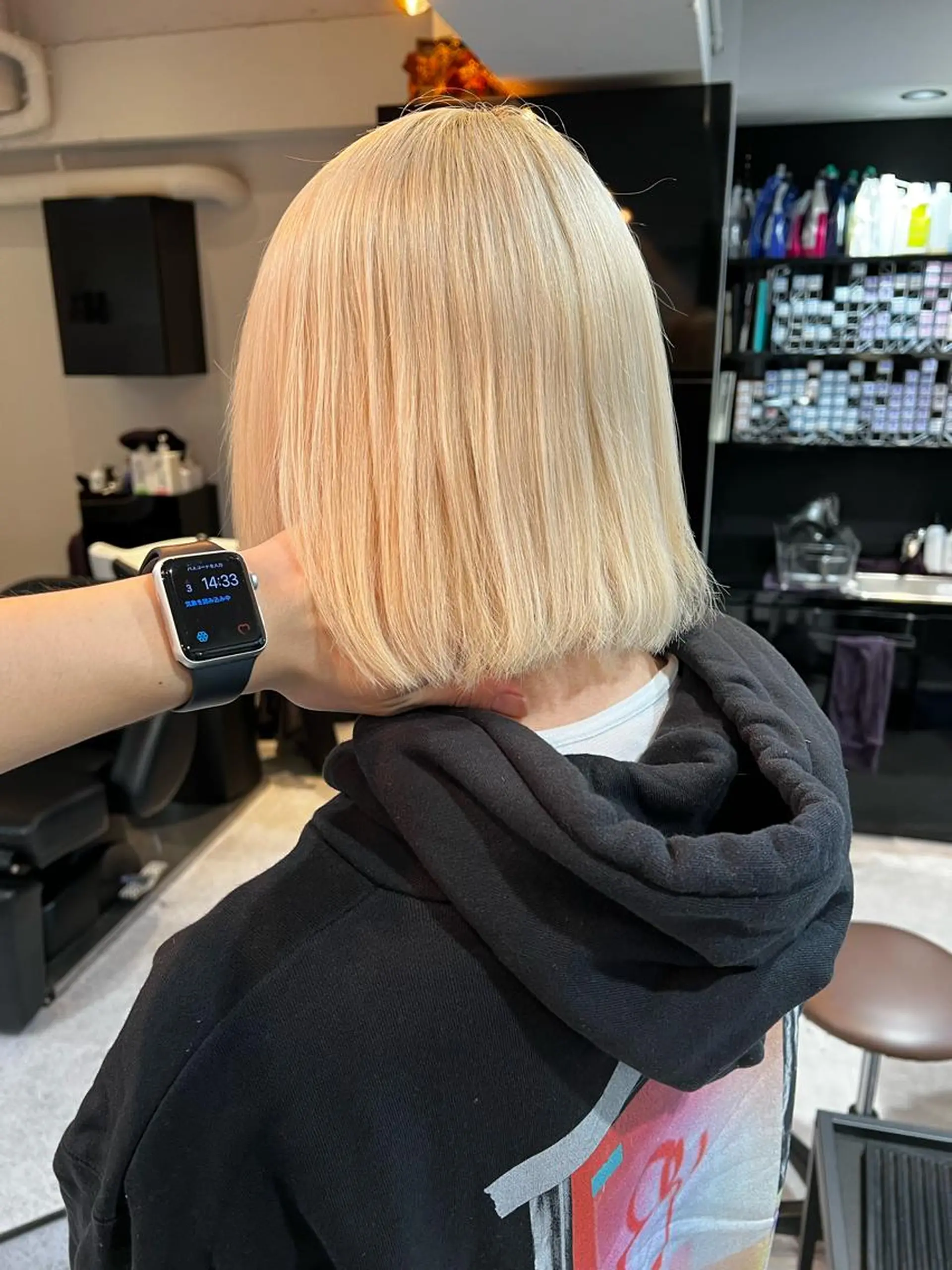 ショート カラー 抜きっぱなしブロンド ブロンド ヘアカラー PSY(サイ)池袋 金田尚久🎨のヘアスタイル