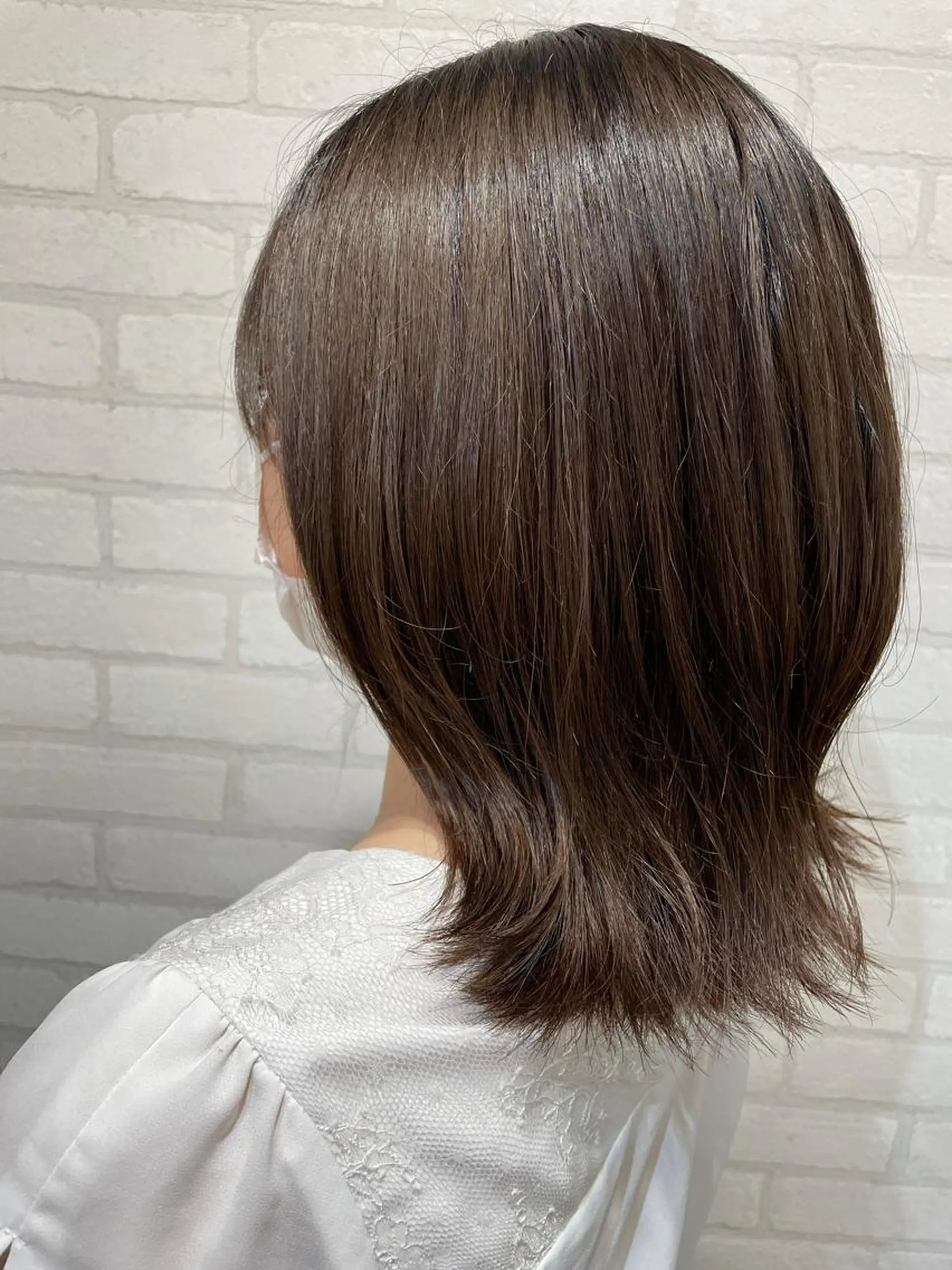 ミディアム アッシュ アッシュブラウン 透明感カラー💎 AYAのヘアスタイル