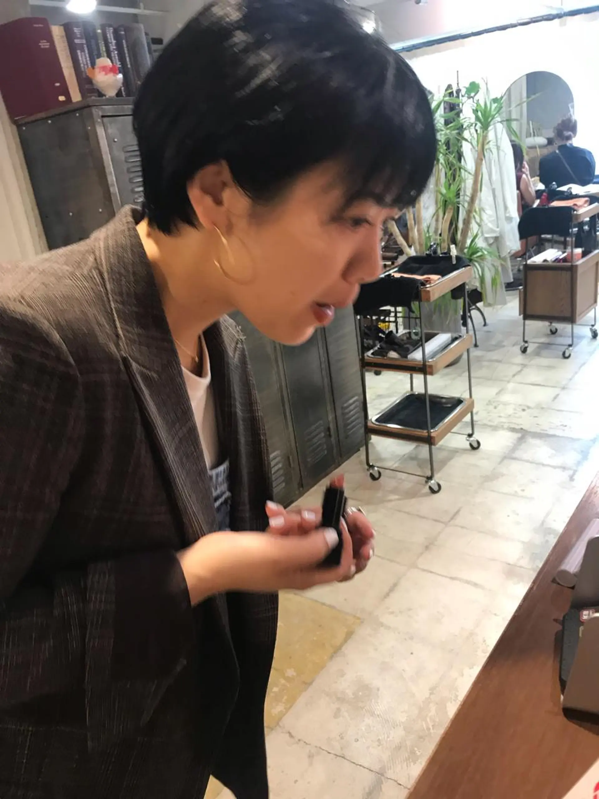 ショート カット ヘアカラー 縮毛矯正 トリートメント さの あやねのヘアスタイル