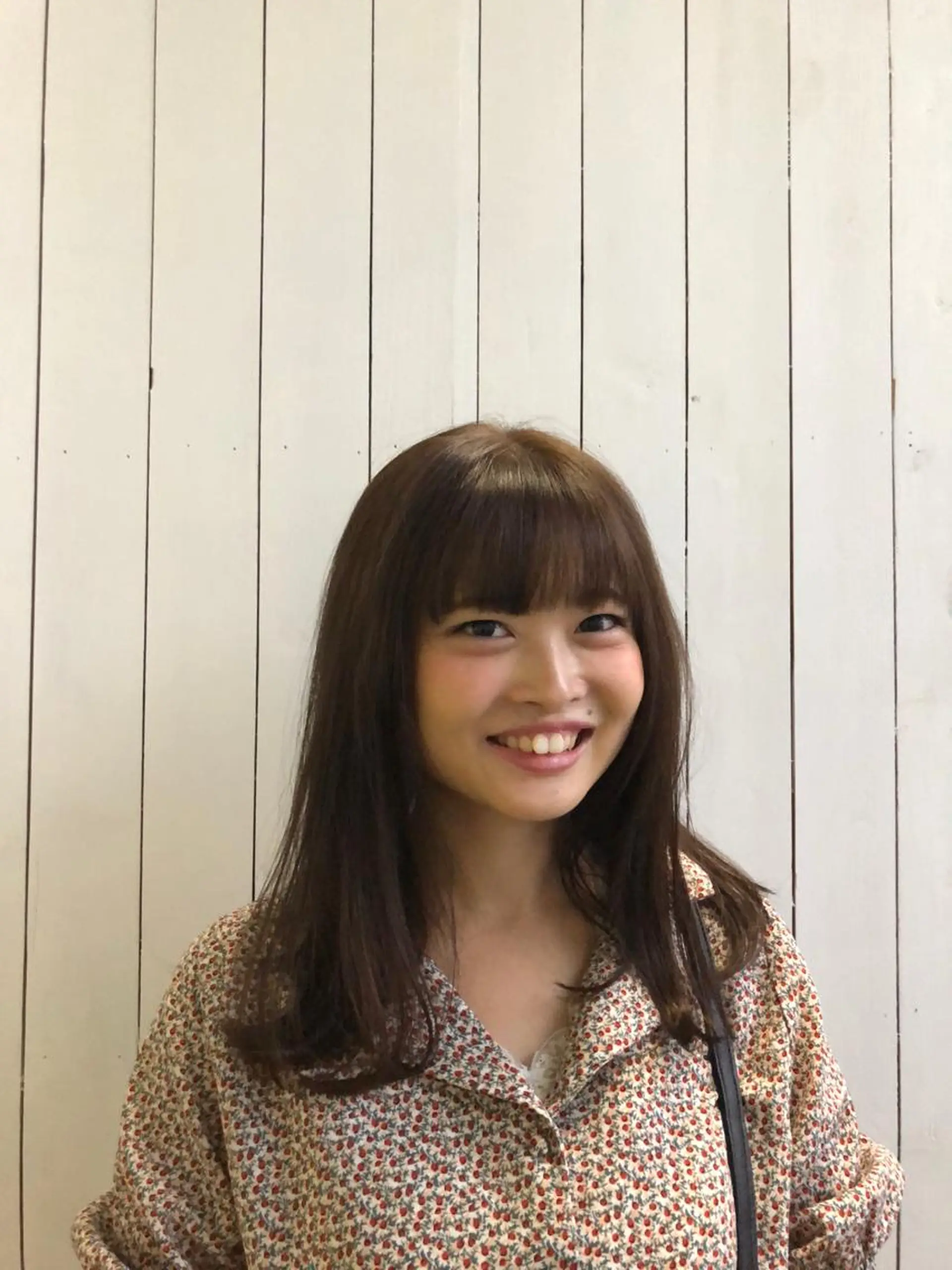 ミディアム 渡邊 暁史のヘアスタイル