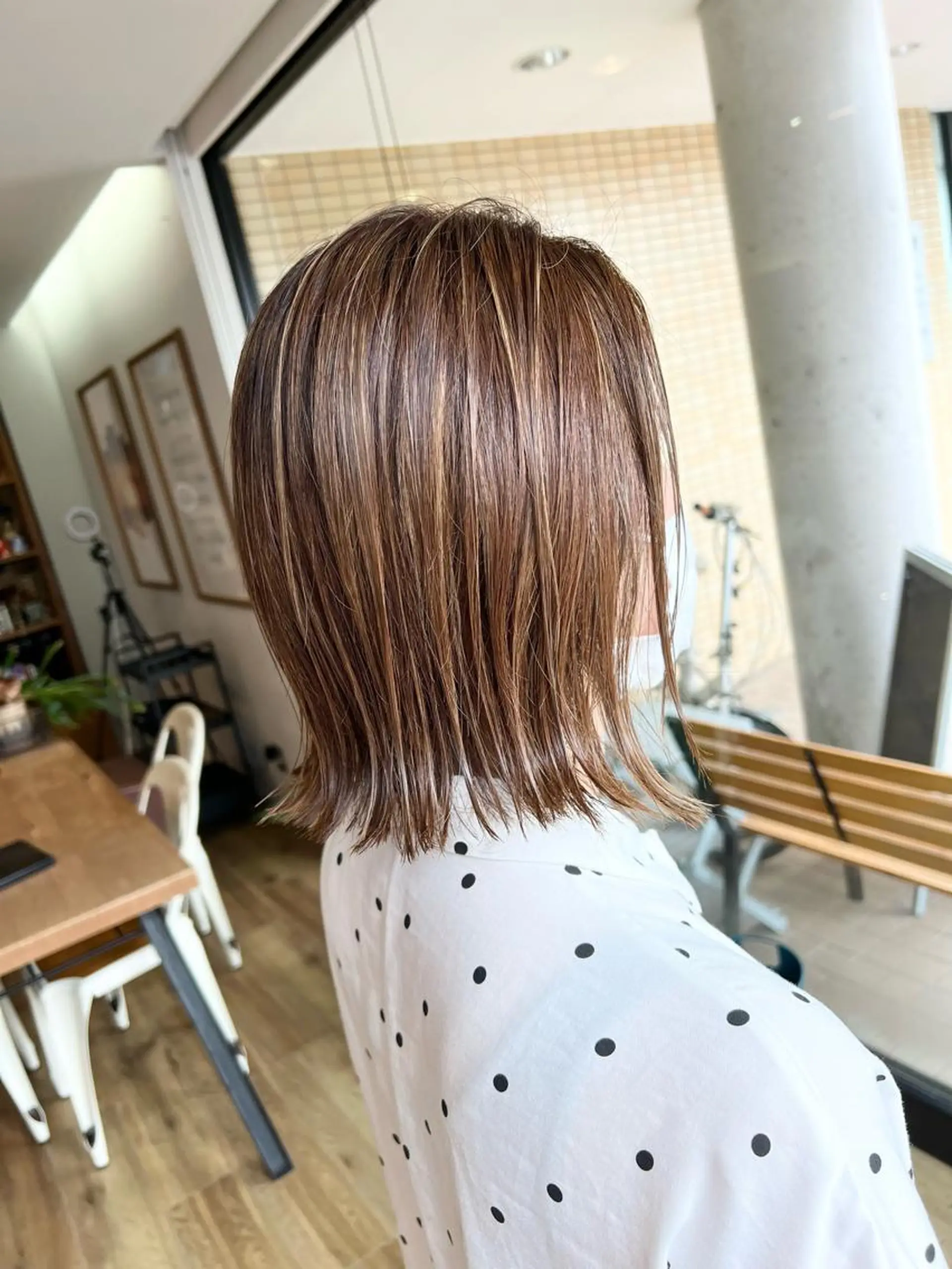 ショート ボブ ハイライト ヘアカラー トリートメント 堀 望美のヘアスタイル