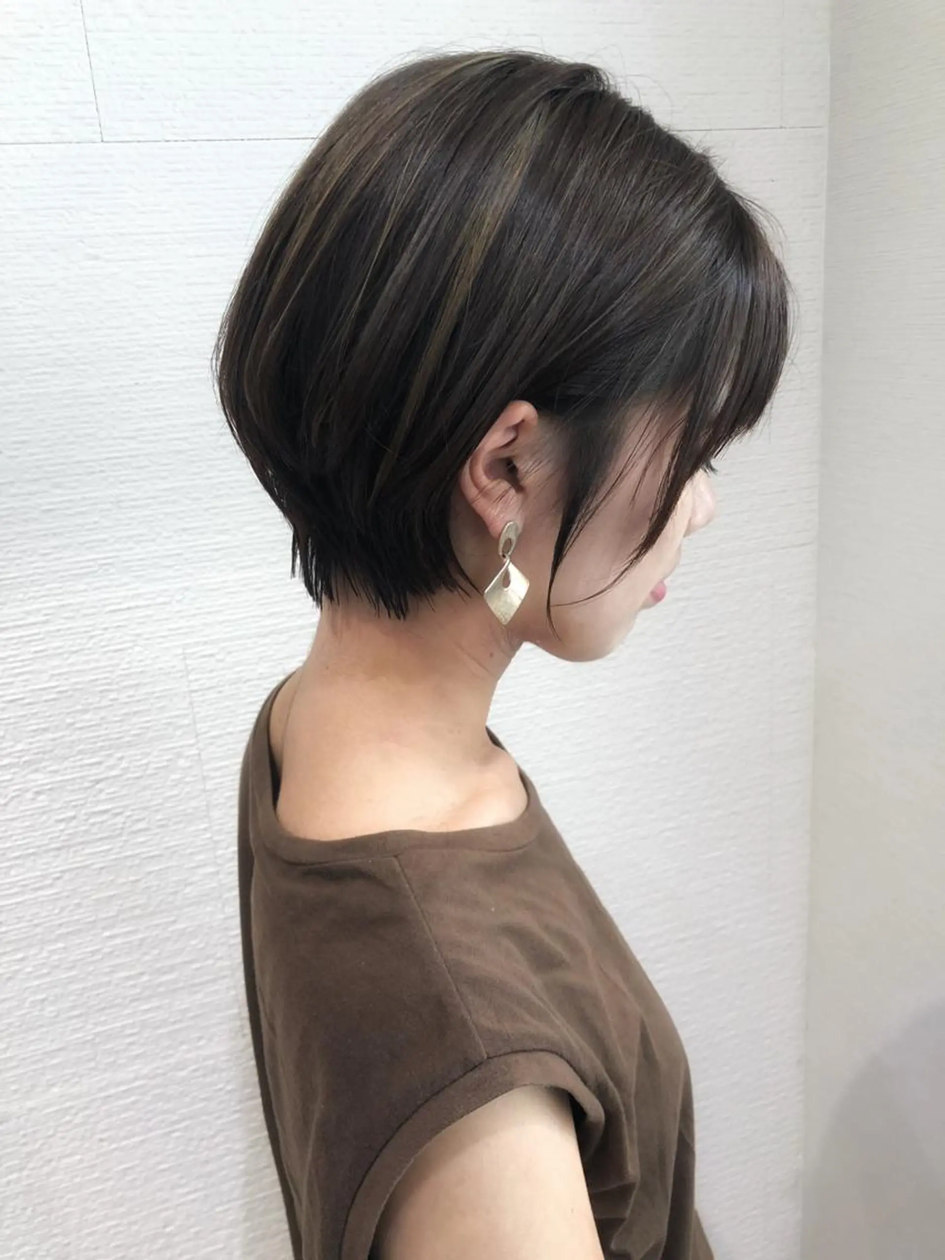 ショート 三鷹で1番ショート ボブをカットする新谷のヘアスタイル