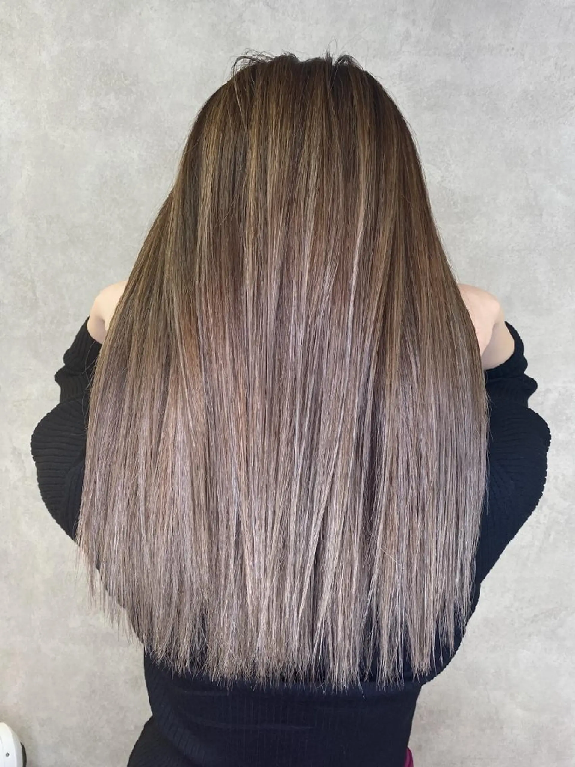 セミロング カラー バレイヤージュ ベージュカラー ブリーチ ハイライトカラー ピンクカラー ヘアカラー トリートメント RIENS♡xrea 山本優舞のヘアスタイル