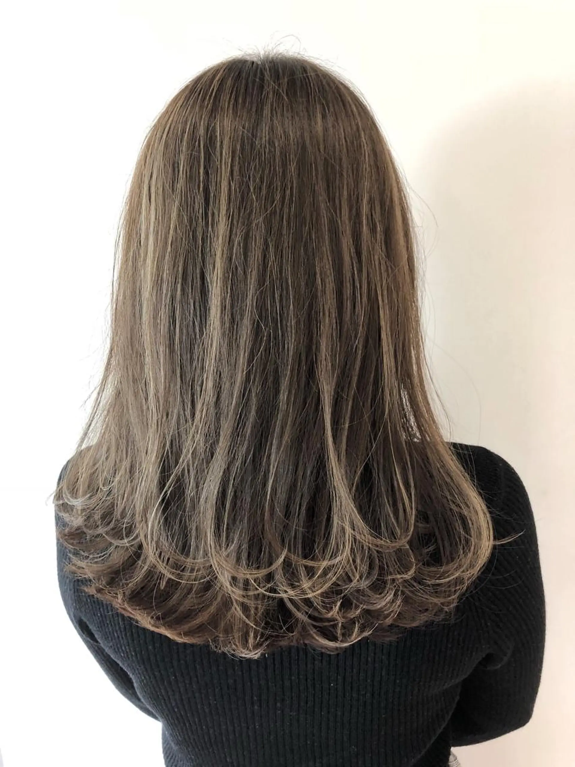 セミロング ハイライト ボブ/レイヤー 🌟梅田盛一🌟のヘアスタイル