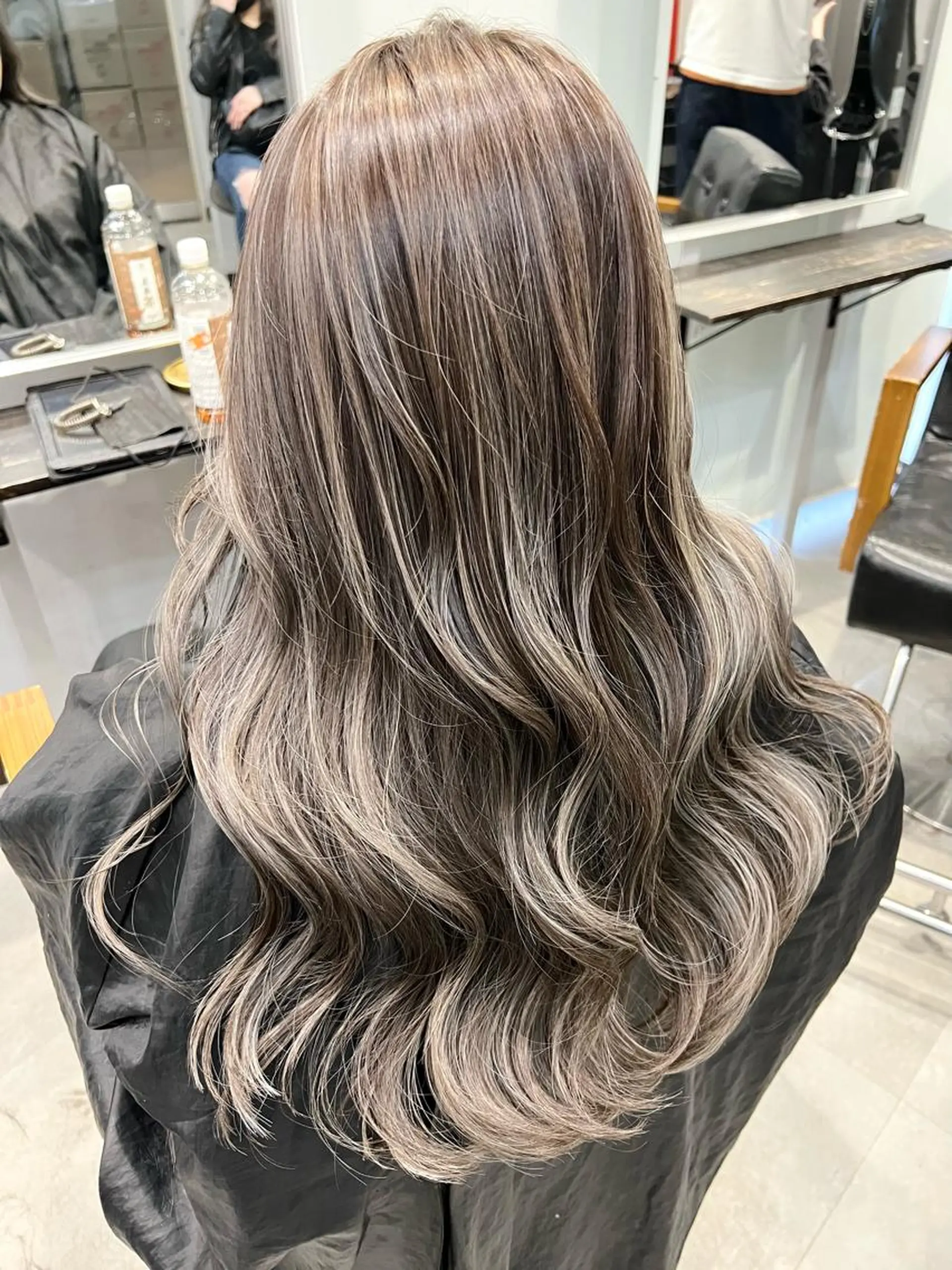 セミロング カット ヘアカラー トリートメント KYOKO 【Bear】のヘアスタイル