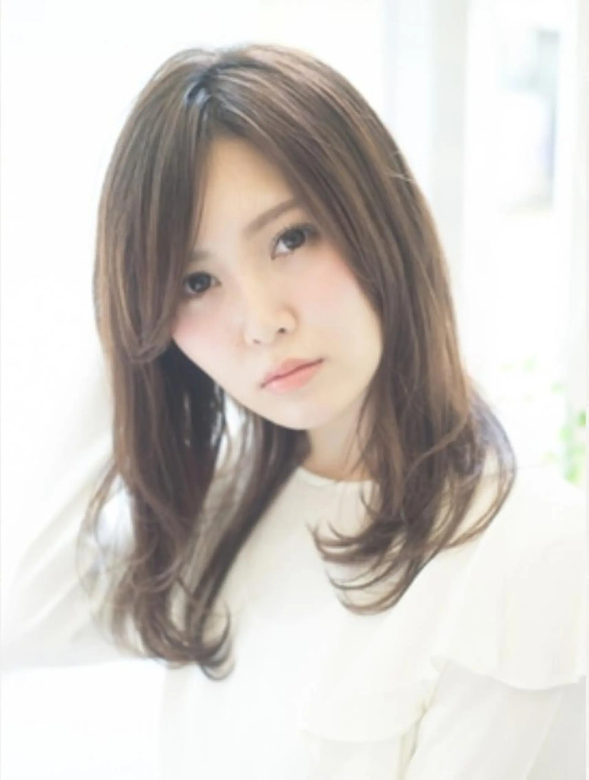 セミロング カラー アッシュ アッシュグレー アッシュグレージュ グレージュ ヘアカラー トリートメント HAIR COLOR  CAFE神戸元町店のヘアスタイル