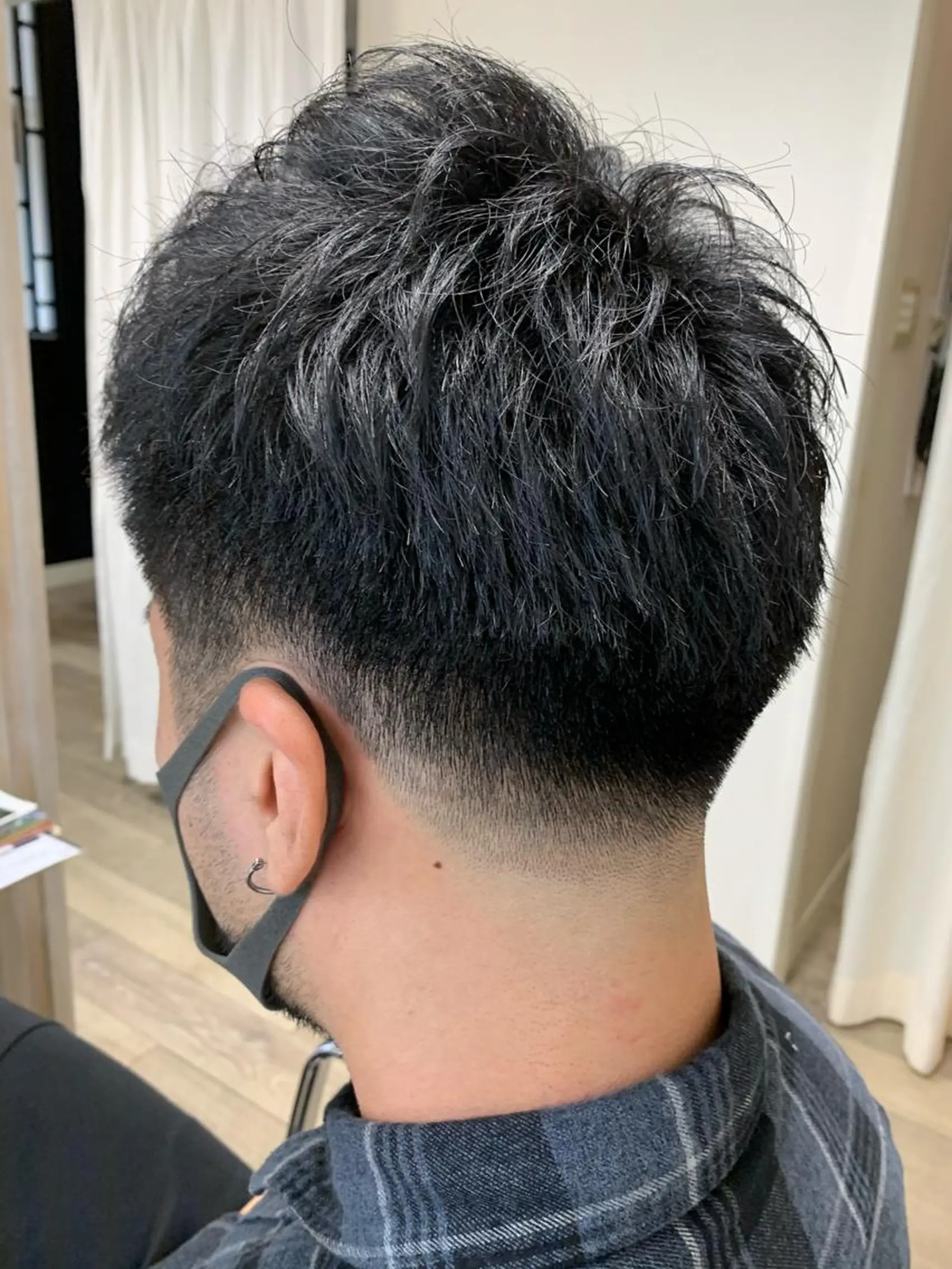 ショート 友利 一馬のヘアスタイル