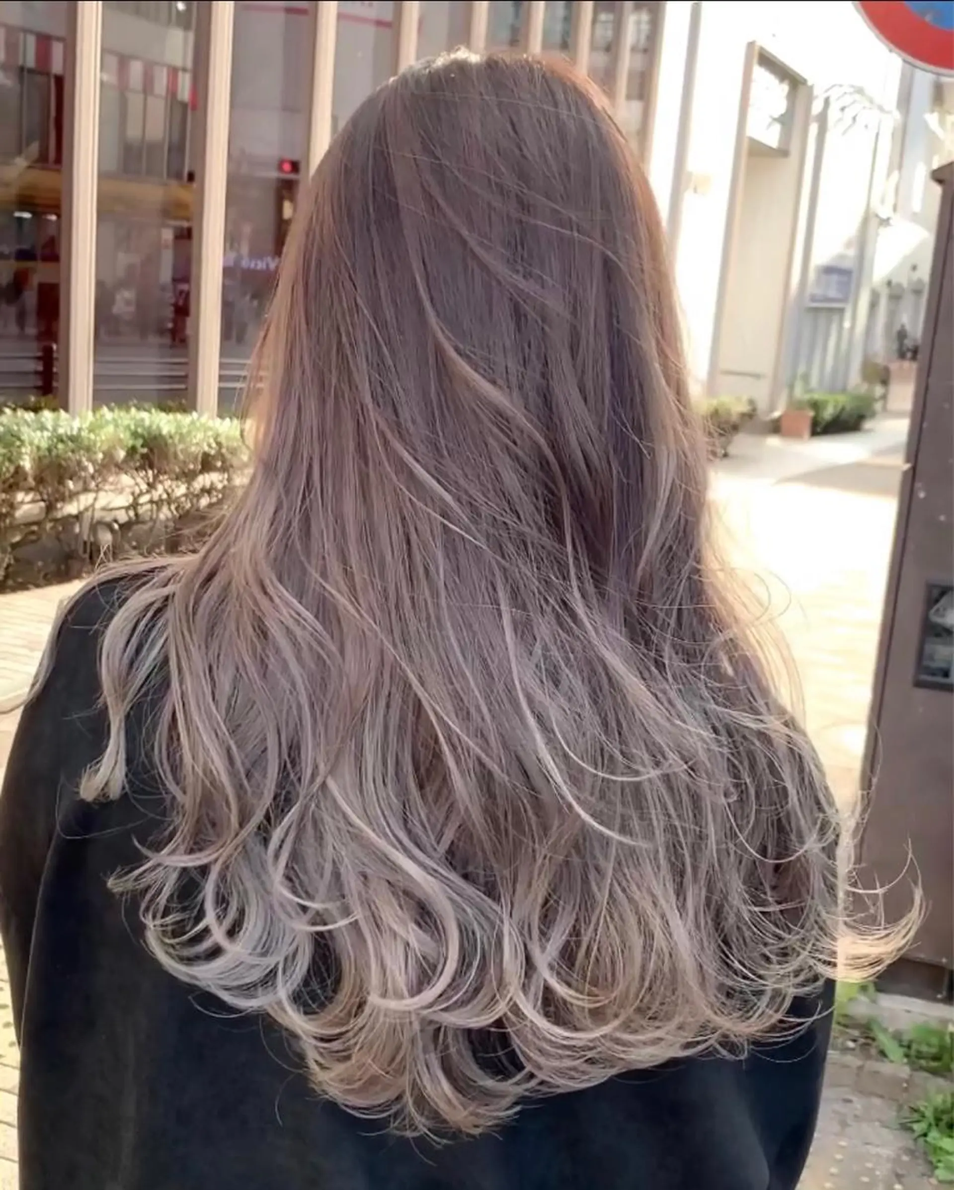 ロング カラー LUSTRE クロサワのヘアスタイル