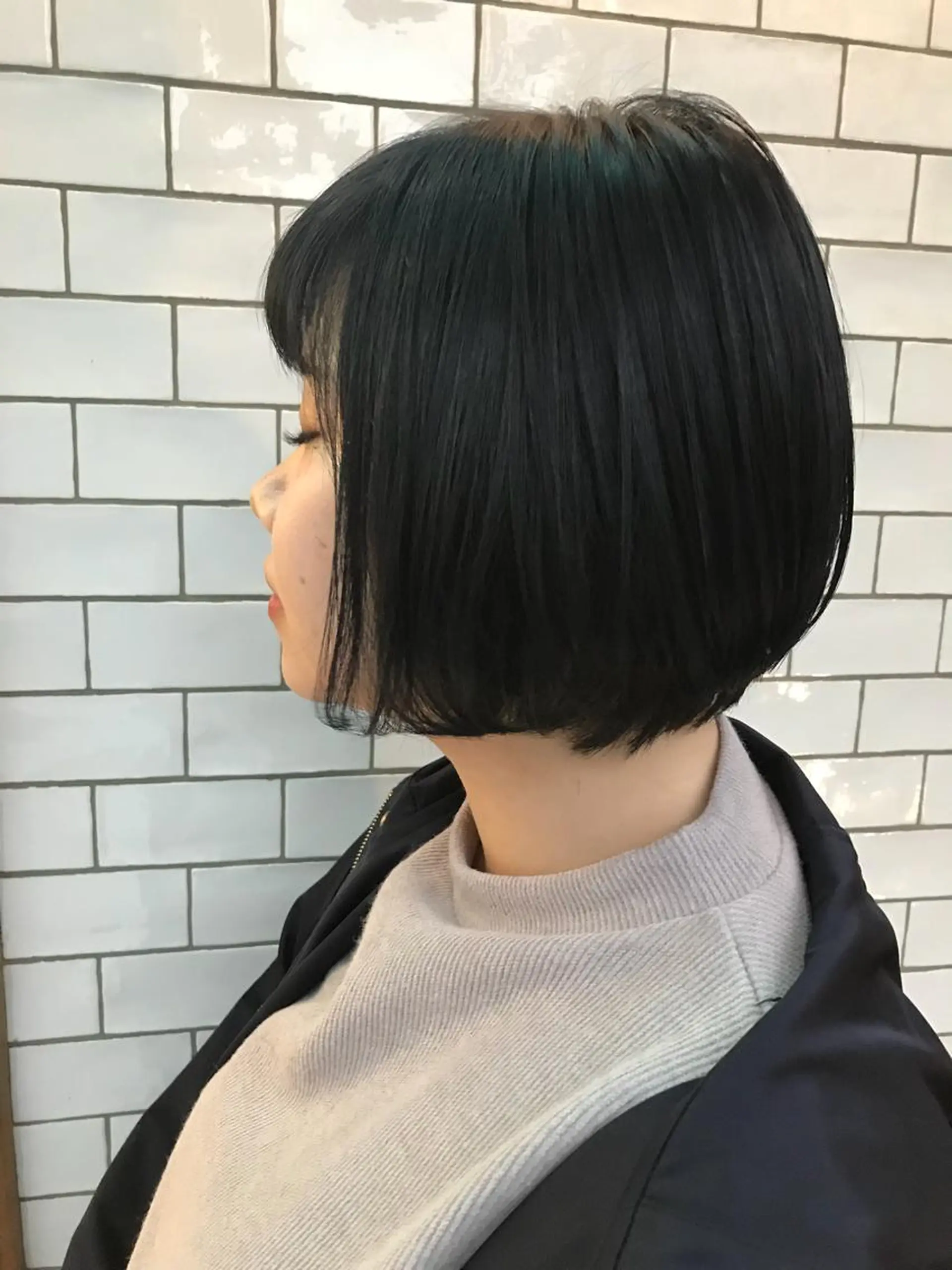 ショート カラー ブリーチ ブルーカラー 透明感カラー ネイビーカラー 竹嶌 健吾のヘアスタイル