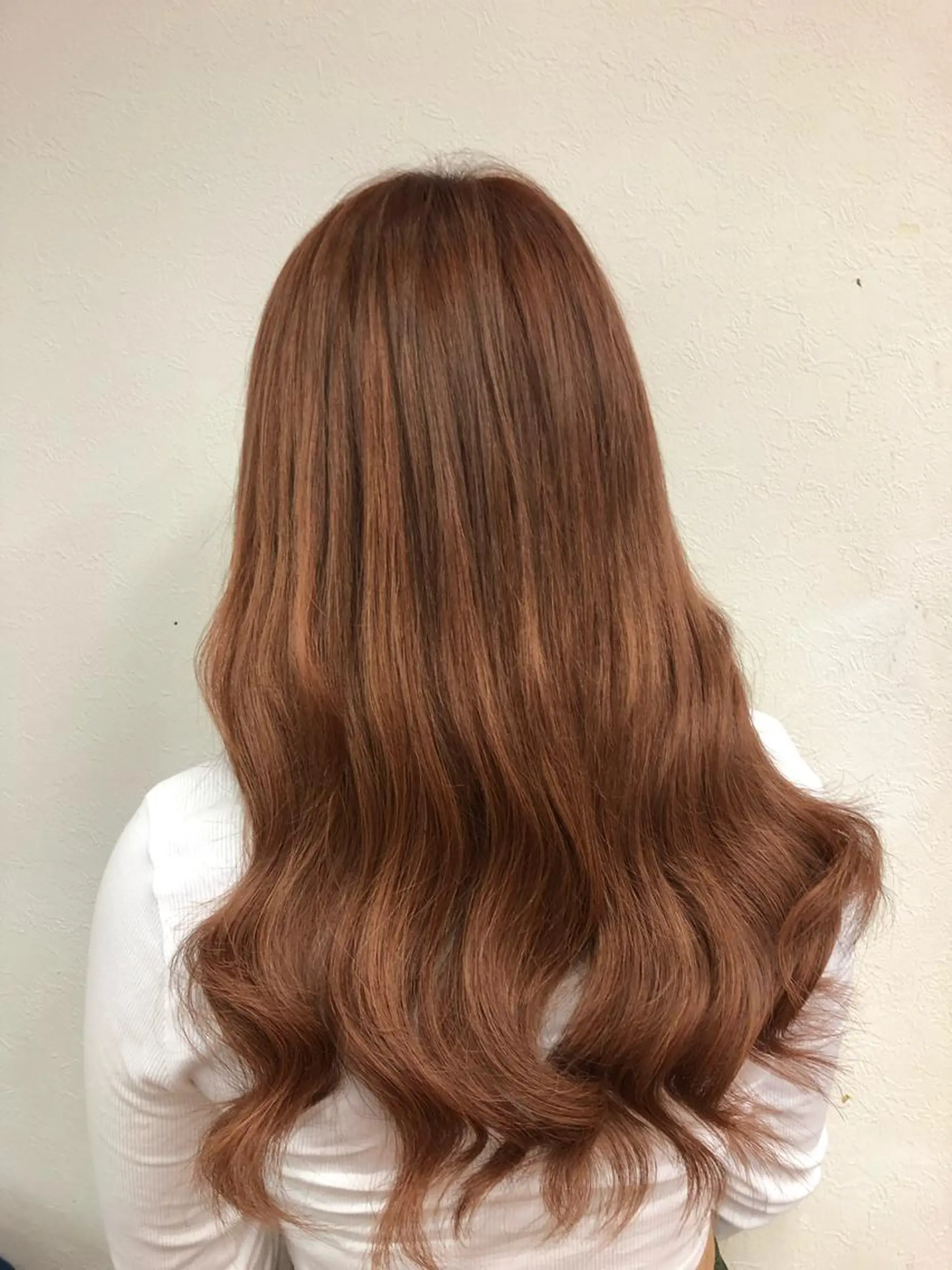 カラー ダブルスキルエクステ /羽エクステ白石宇由のヘアスタイル
