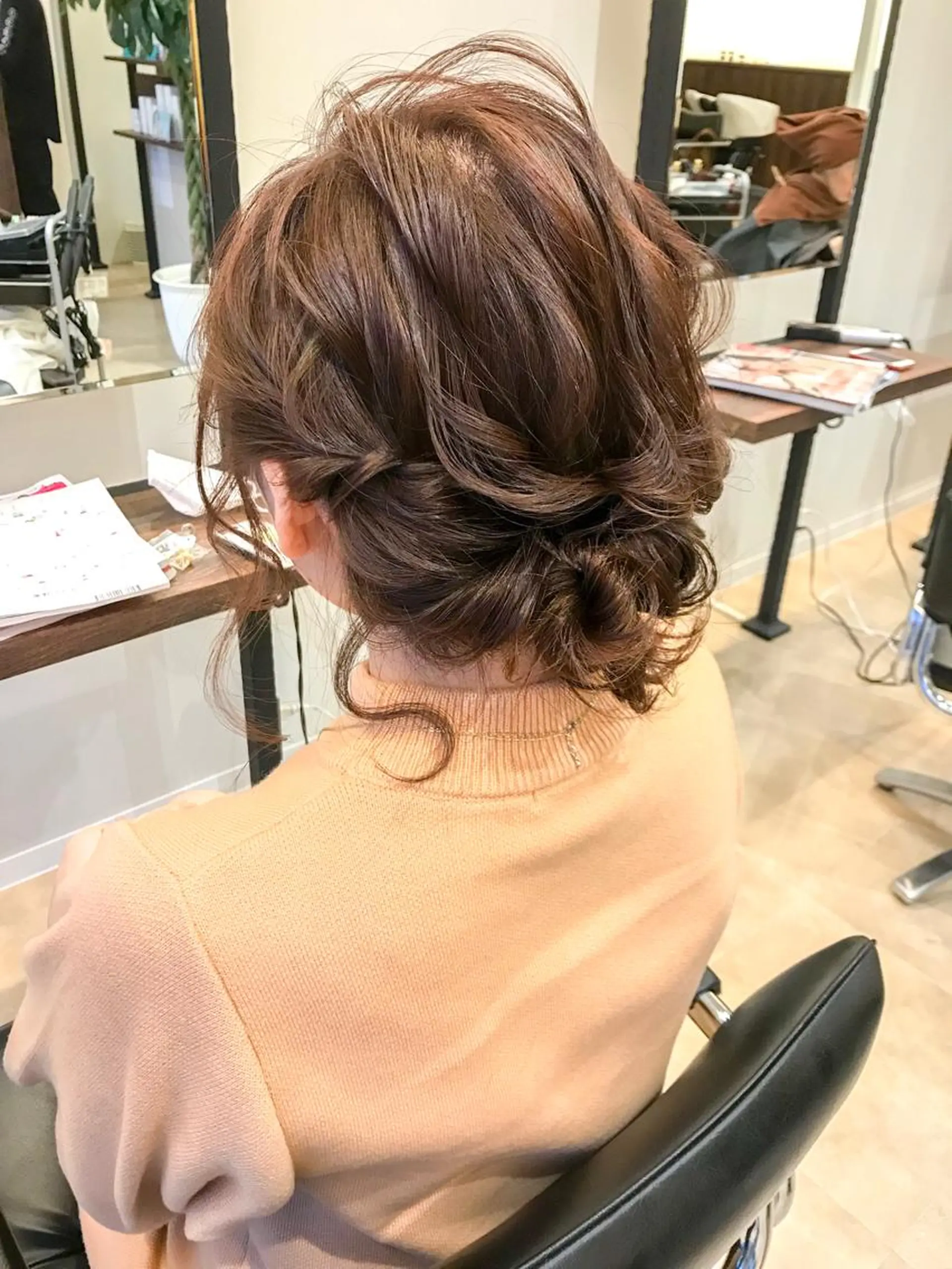 ミディアム カラー ヘアアレンジ 伊藤 裕貴のヘアスタイル