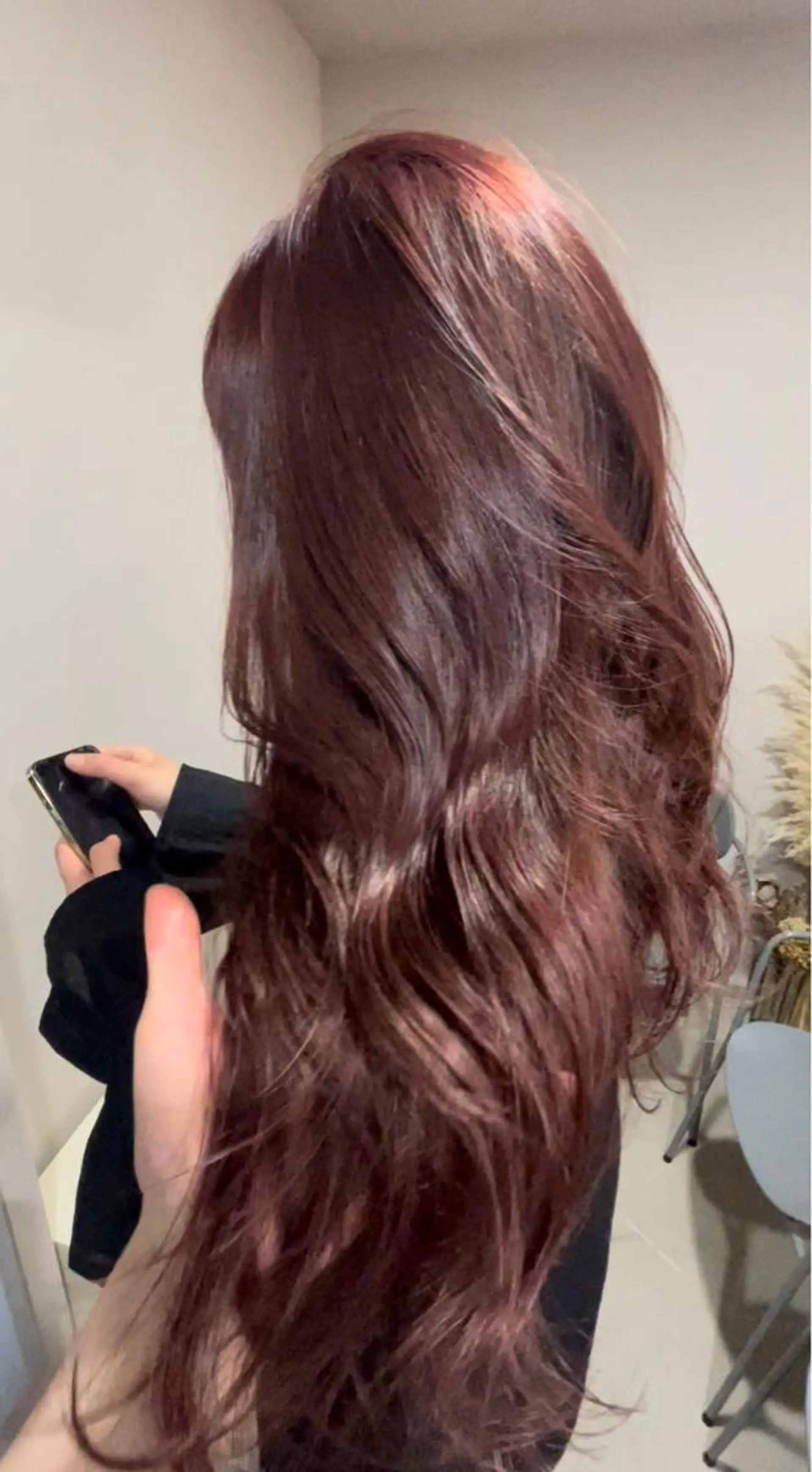 ロング ヘアカラー トリートメント nene .のヘアスタイル