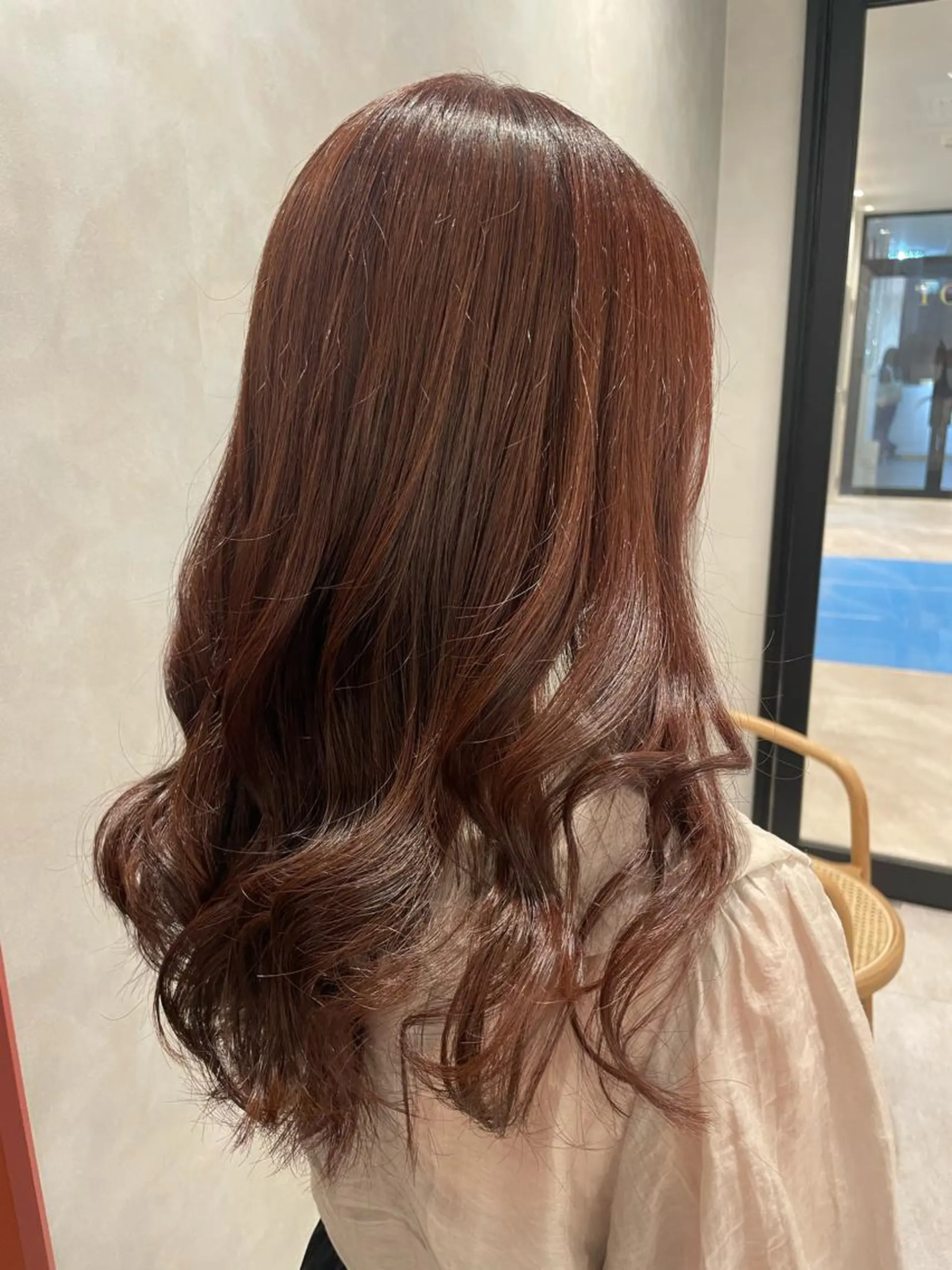 セミロング カラー レッドカラー バイオレットカラー ヘアカラー トリートメント ヘッドスパ miyu/完全個室 /髪質改善のヘアスタイル