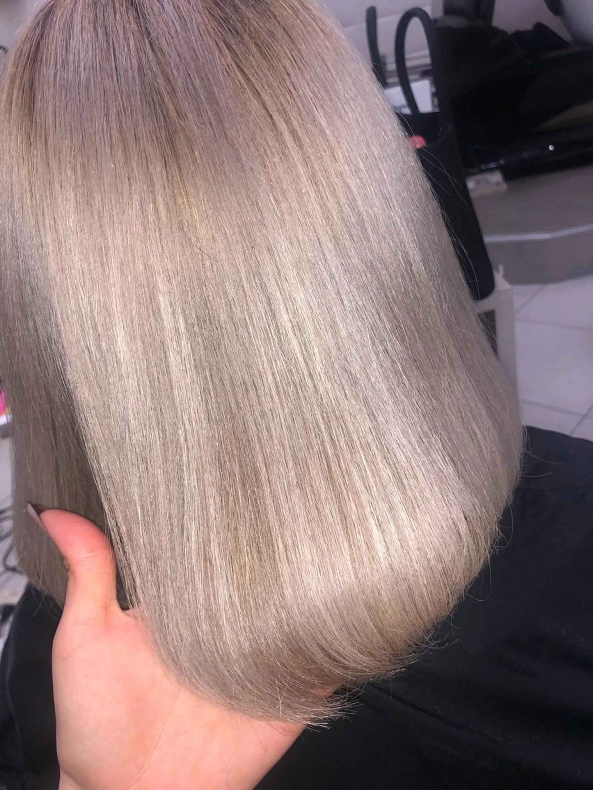 ショート カラー ヘアカラー トリートメント MAKO ❤️‍🔥NEXTのヘアスタイル