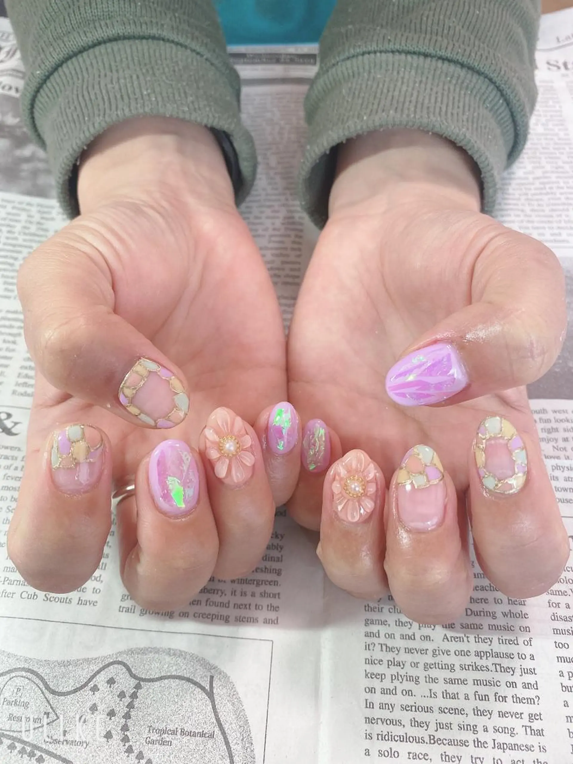 ネイル フラワーネイル ぷっくりネイル ハンドネイル ハンドケア 森山 舞のネイルデザイン