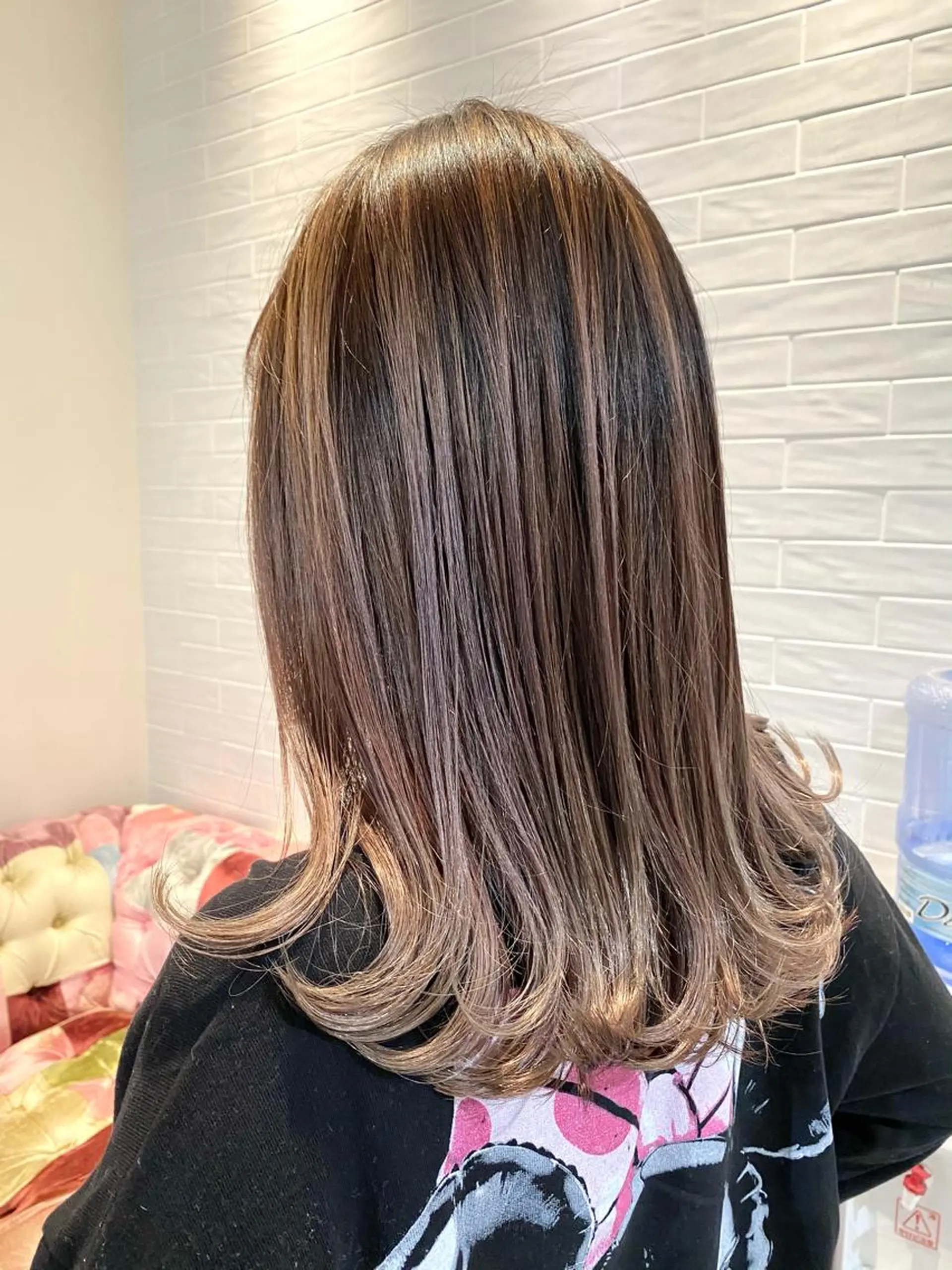 セミロング カラー バレイヤージュ レイヤーカット TOPSTYLIST 🇬🇧JIMMYのヘアスタイル