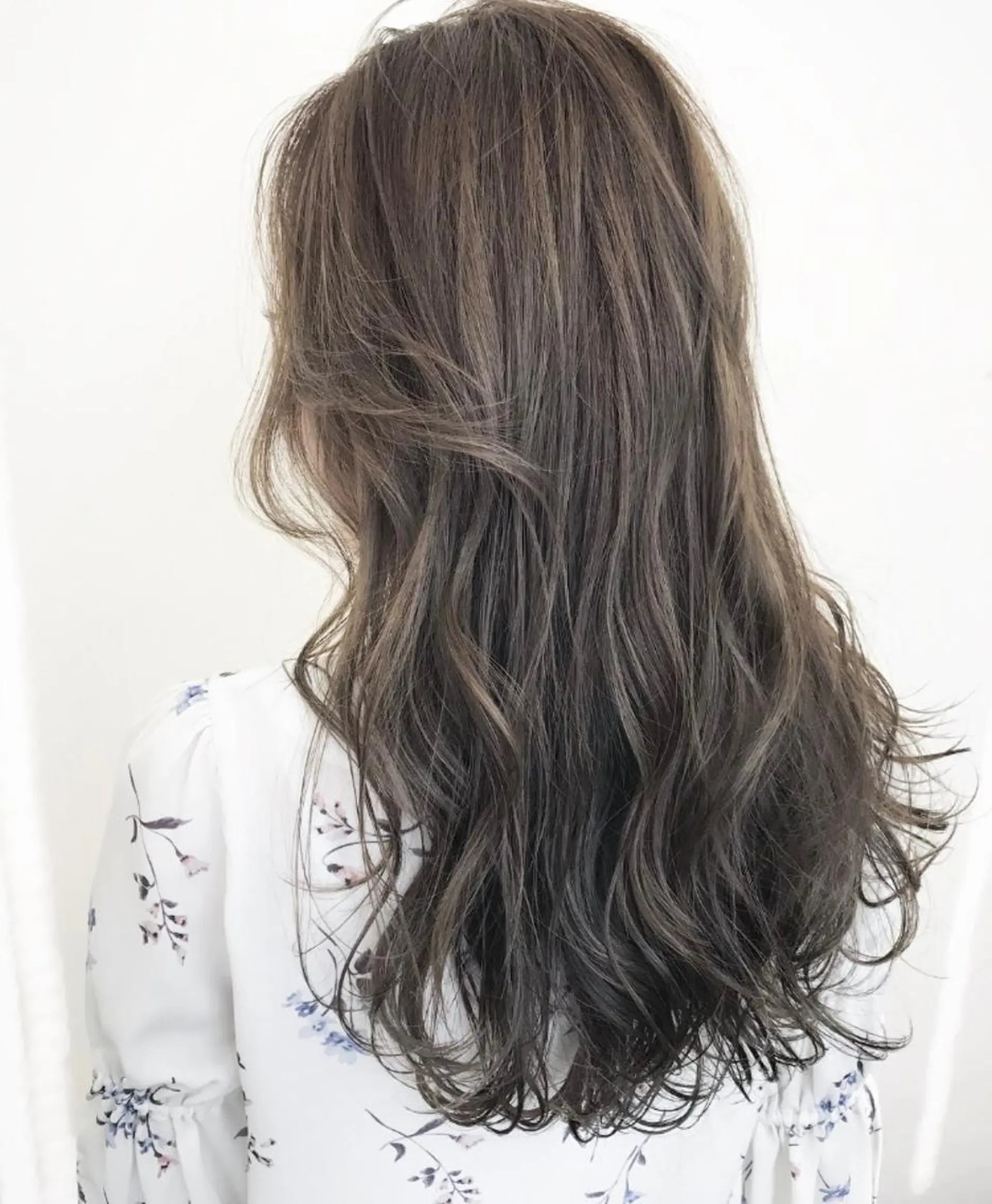 セミロング カラー 髪質改善サロン 心斎橋ARCHEのヘアスタイル