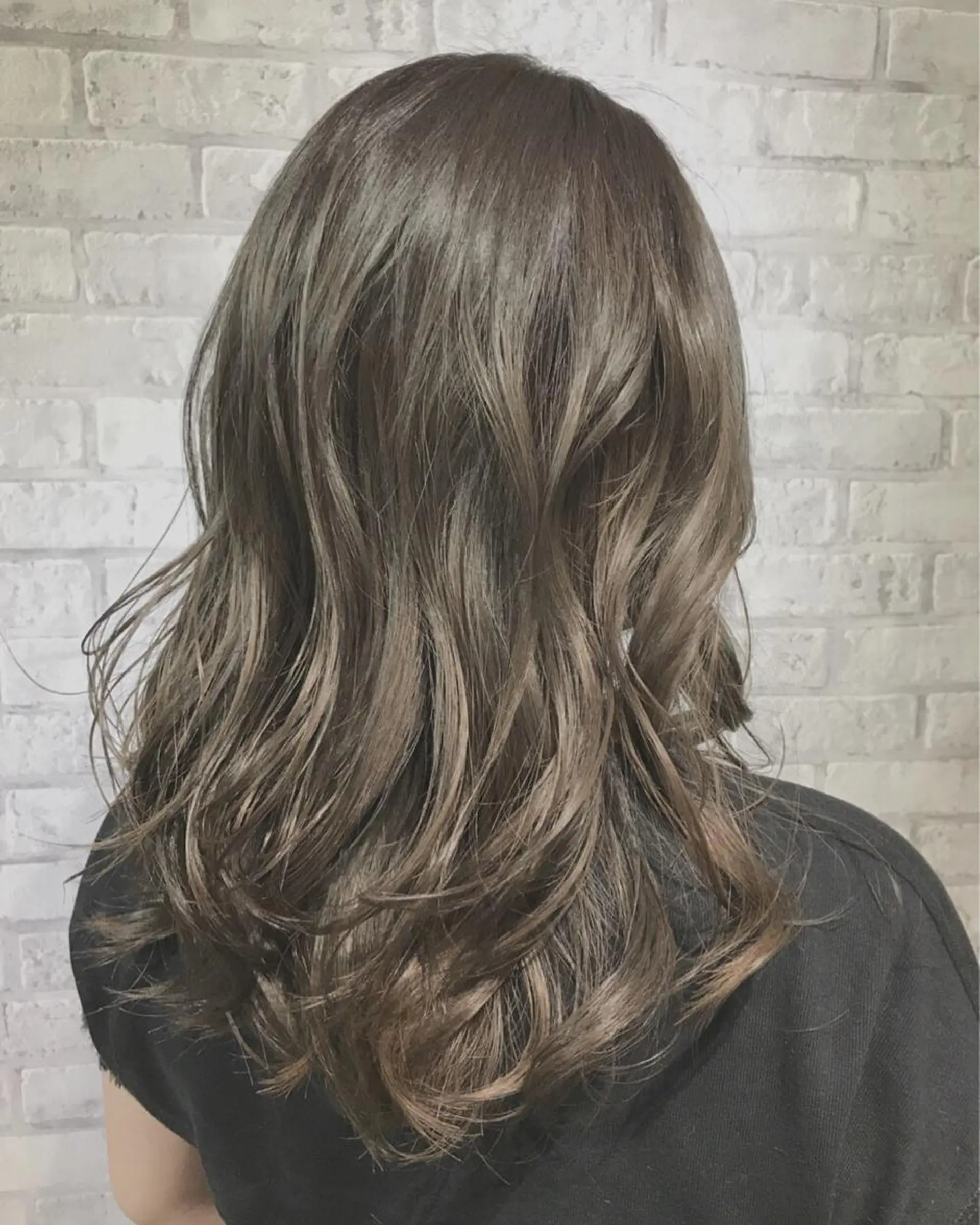 ミディアム カラー パーマ ヘアアレンジ アッシュ 透明感カラー 心斎橋/縮毛矯正/ 髪質改善　吉見勇亮のヘアスタイル