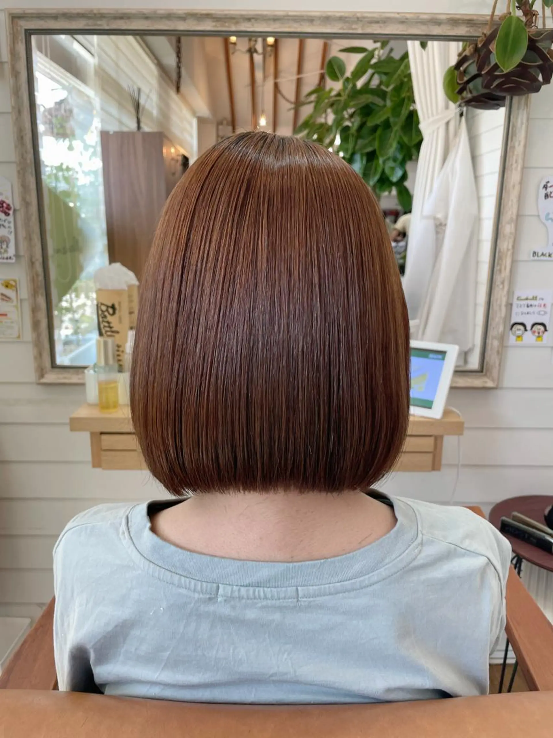 ミディアム ボブ 縮毛矯正 奥田 誠司のヘアスタイル