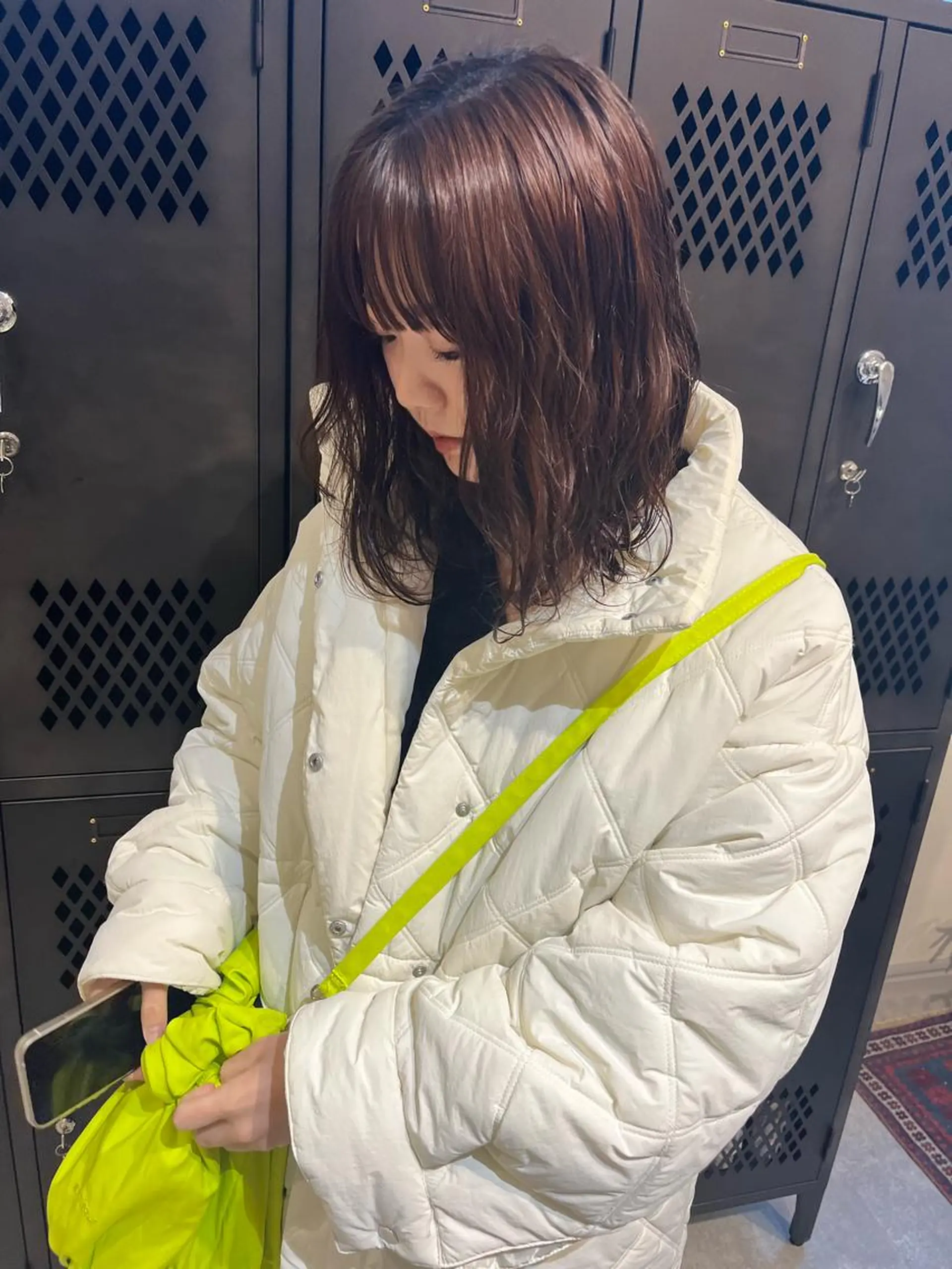 ミディアム パーマ ミディアムパーマ SIKI yuuna レイヤーカット🪽のヘアスタイル