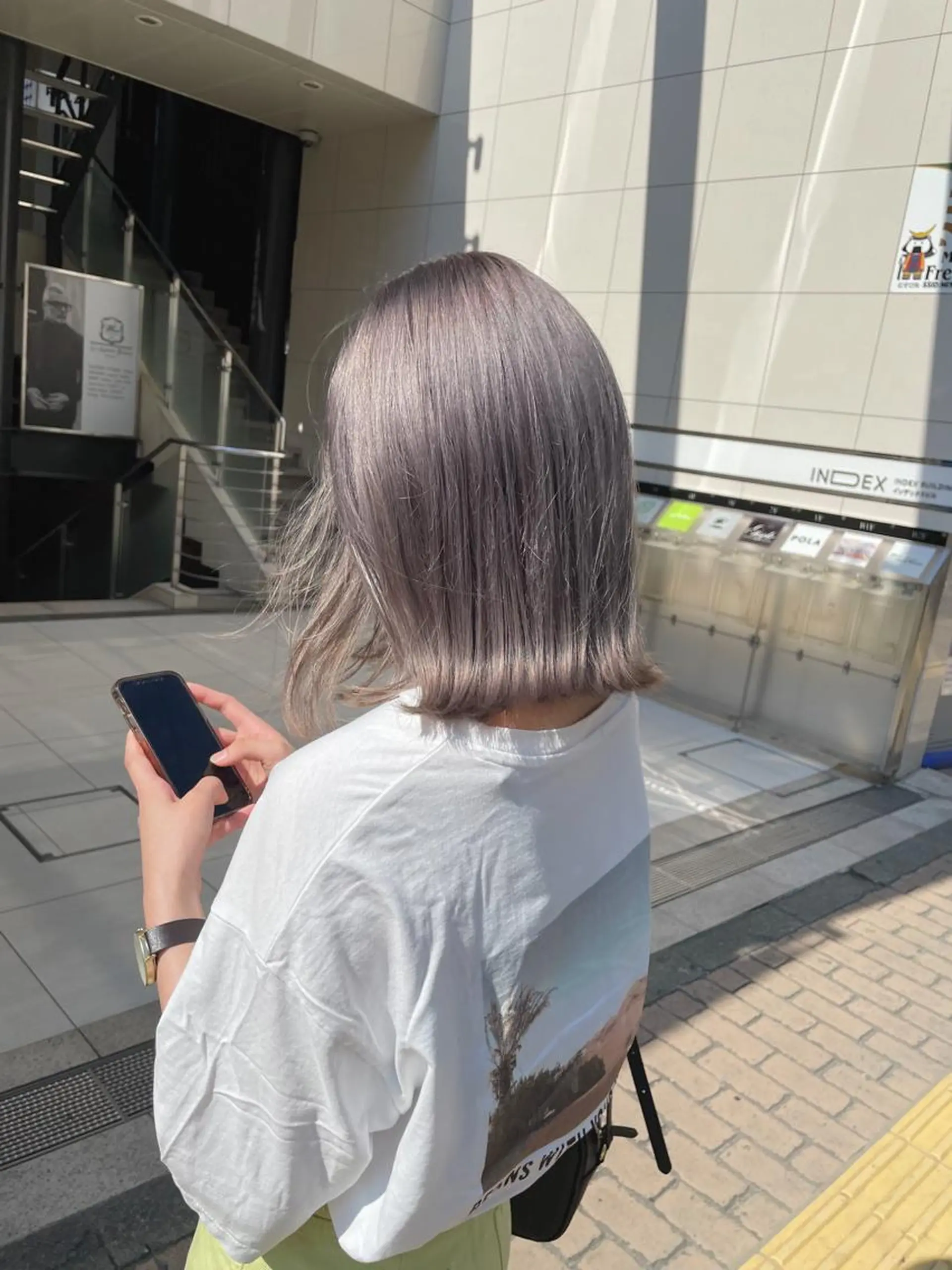 セミロング 飯塚 青空のヘアスタイル