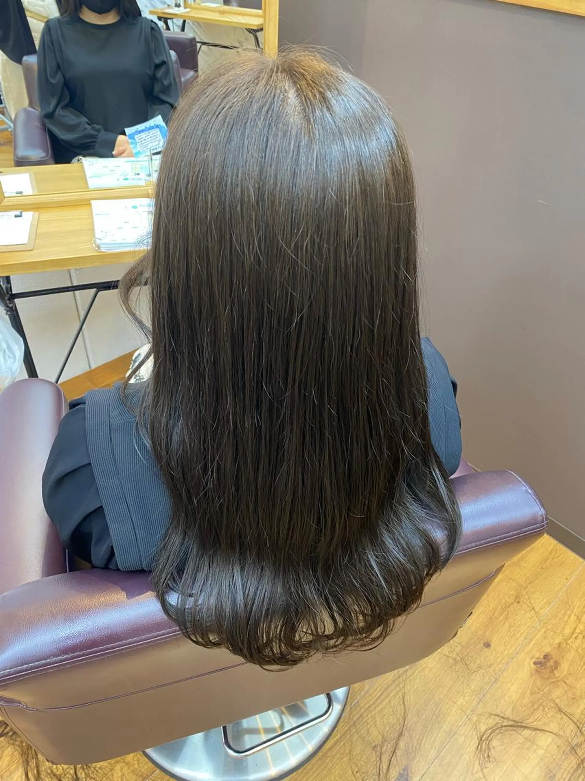 セミロング カラー カット ヘアカラー 透明感カラー/韓国 ヘア🩶yuri🩵のヘアスタイル